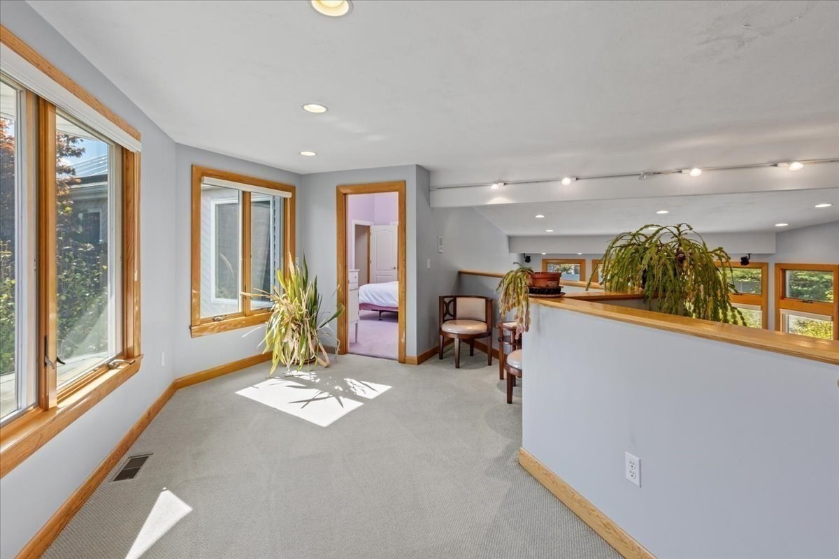 2 Thompson Rd, Foxboro, MA 02035 - Image 20