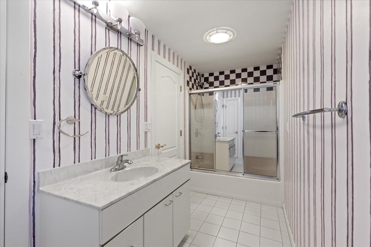 2 Thompson Rd, Foxboro, MA 02035 - Image 23