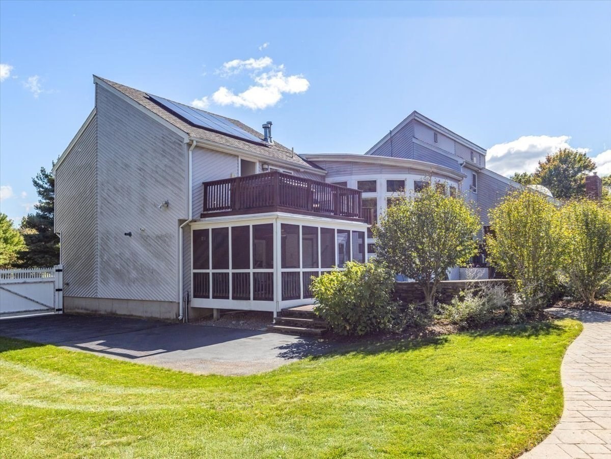 2 Thompson Rd, Foxboro, MA 02035 - Image 28