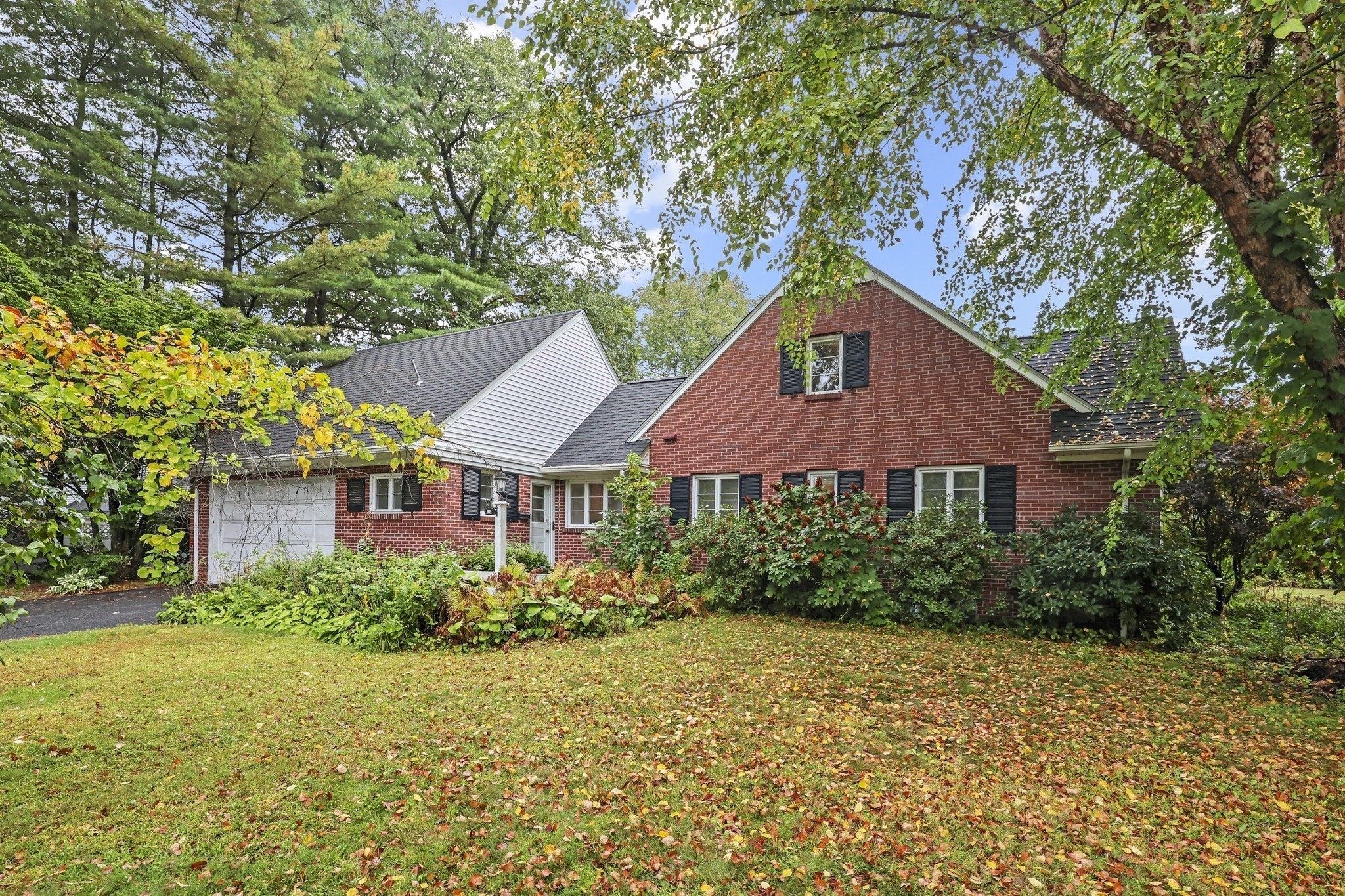 124 Tecumseh Drive, Longmeadow, MA 01106