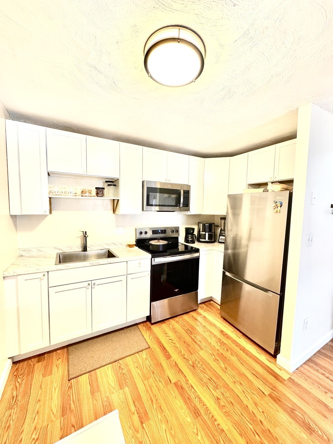 27 Gordon St Unit 206, Framingham, MA 01702 - Image 2