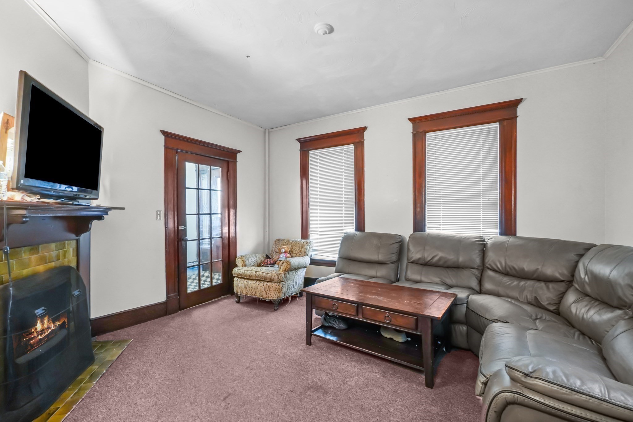 1678 Northampton, Holyoke, MA 01040 - Image 11