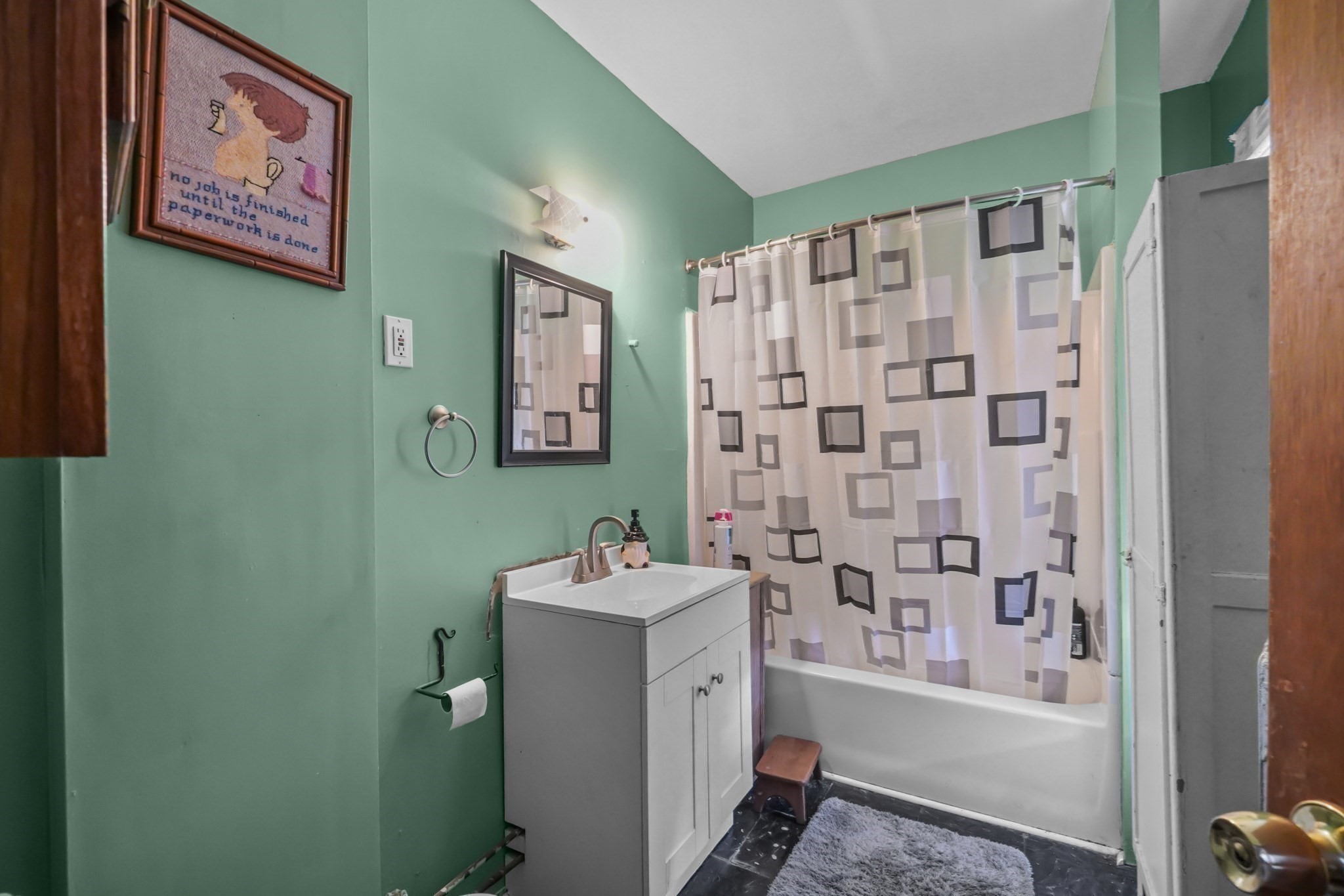 1678 Northampton, Holyoke, MA 01040 - Image 26