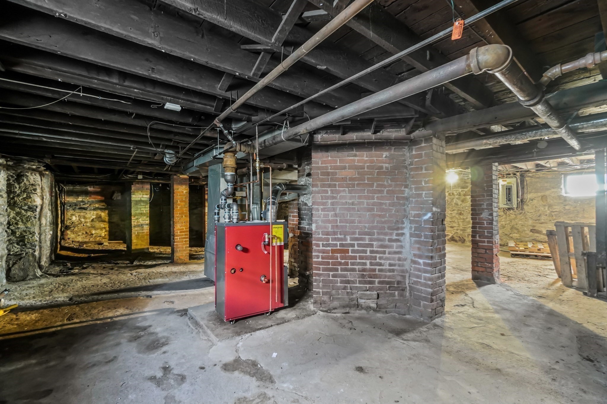 1678 Northampton, Holyoke, MA 01040 - Image 32