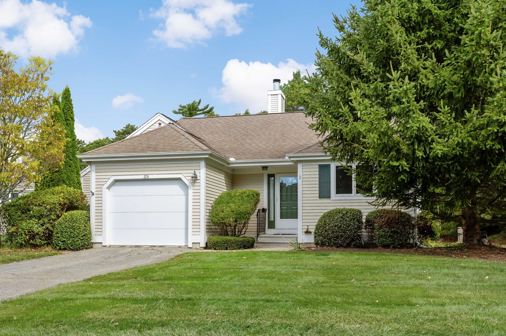 115 Pine Hill Blvd Unit 347, Mashpee, MA 02649