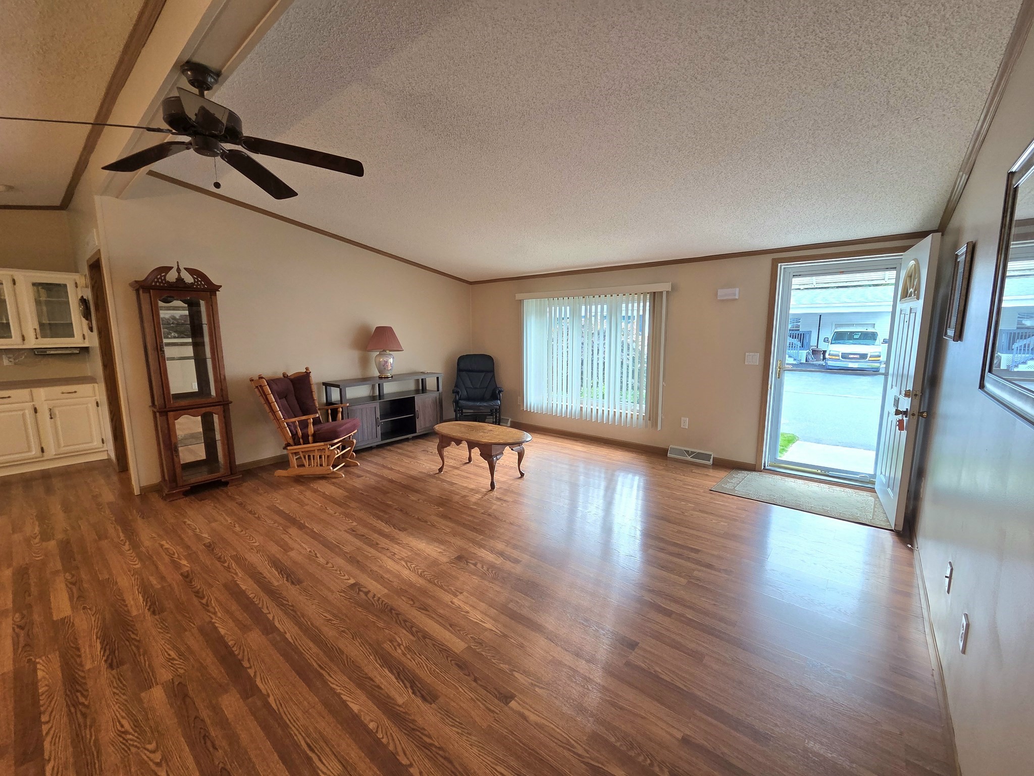111 Festival Circle, Chicopee, MA 01020 - Image 9