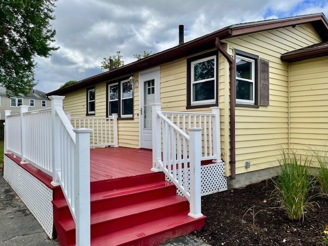 219 Clarendon Ave, Chicopee, MA 01013 - Image 29