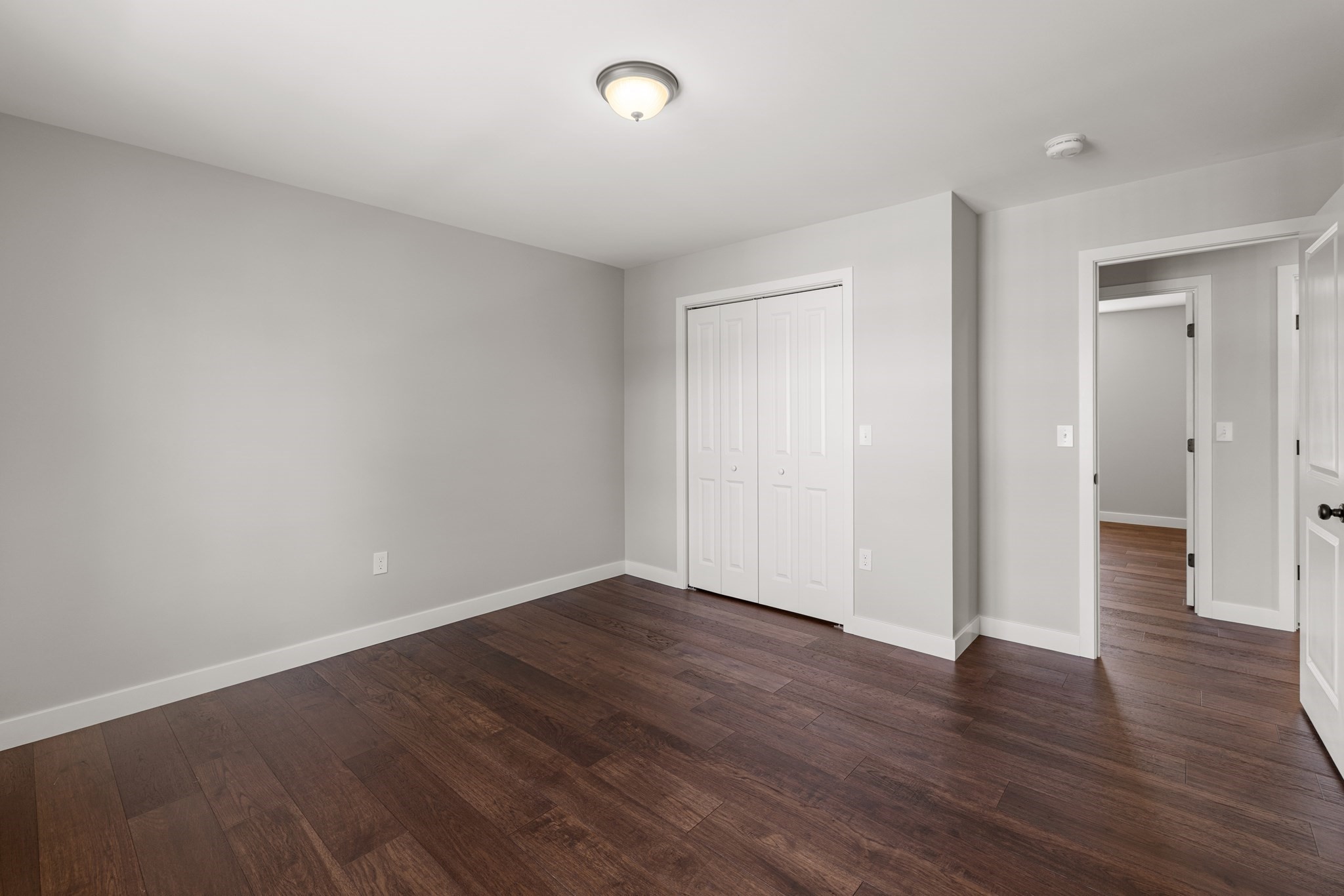 961 Wood St, Fall River, MA 02721