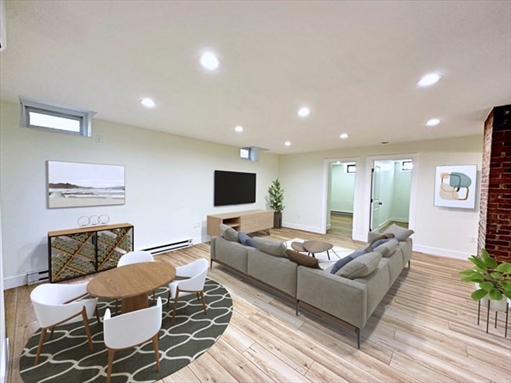 128 Webster St, Apt A