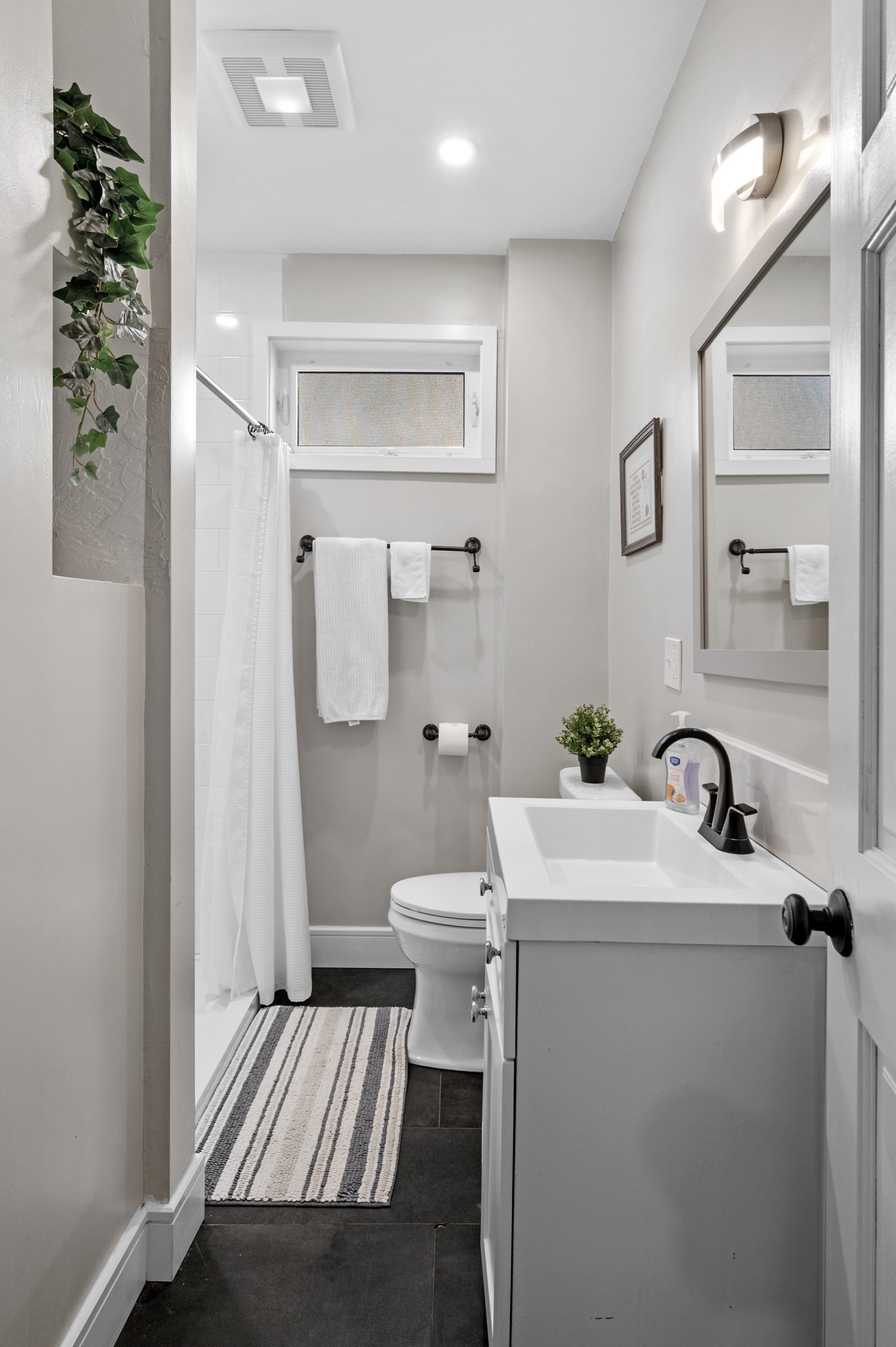 127 Selwyn St, Roslindale, Boston, MA 02131 - Image 34