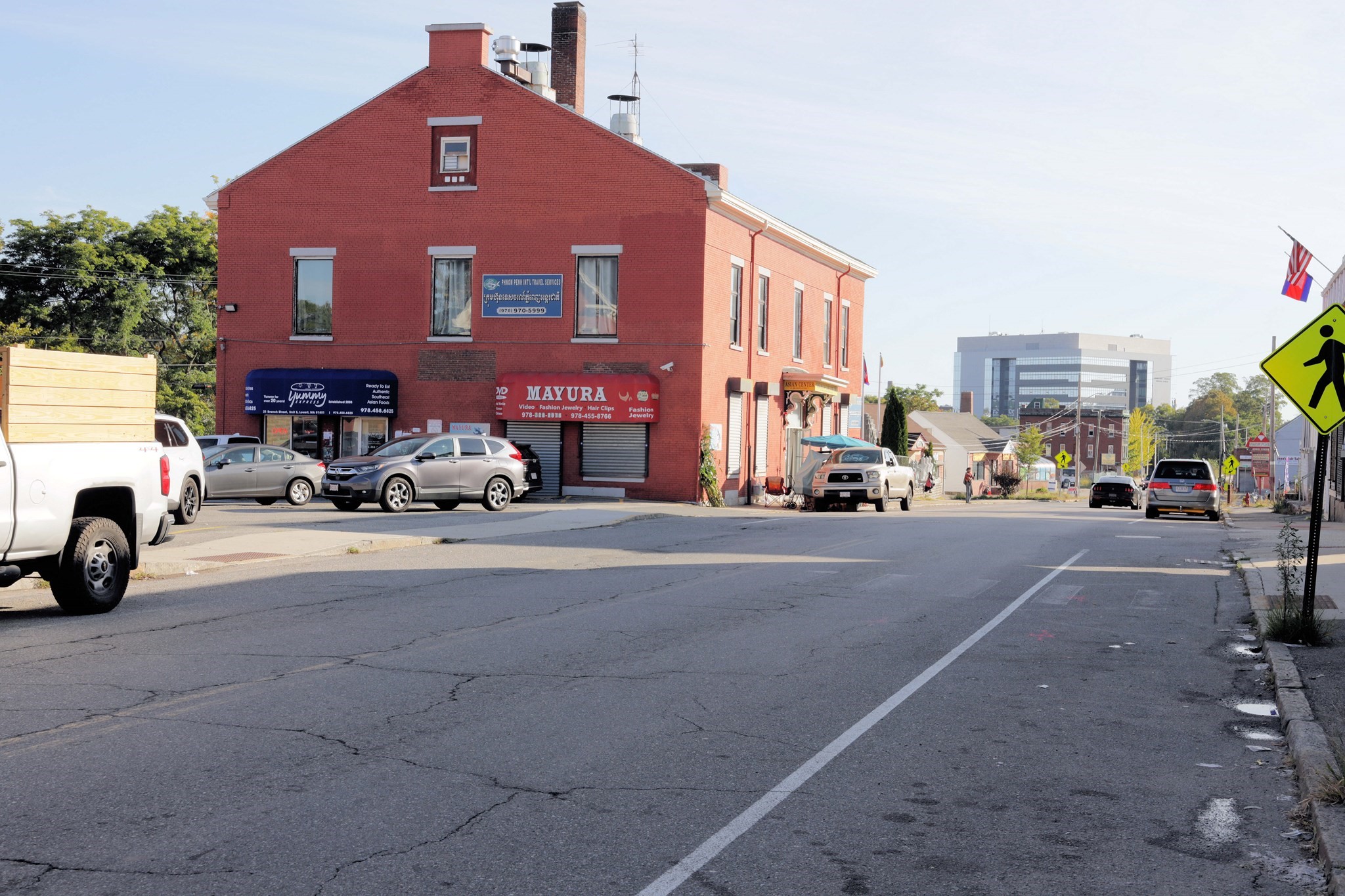 42 Branch St, Lowell, MA 01851 - Image 4