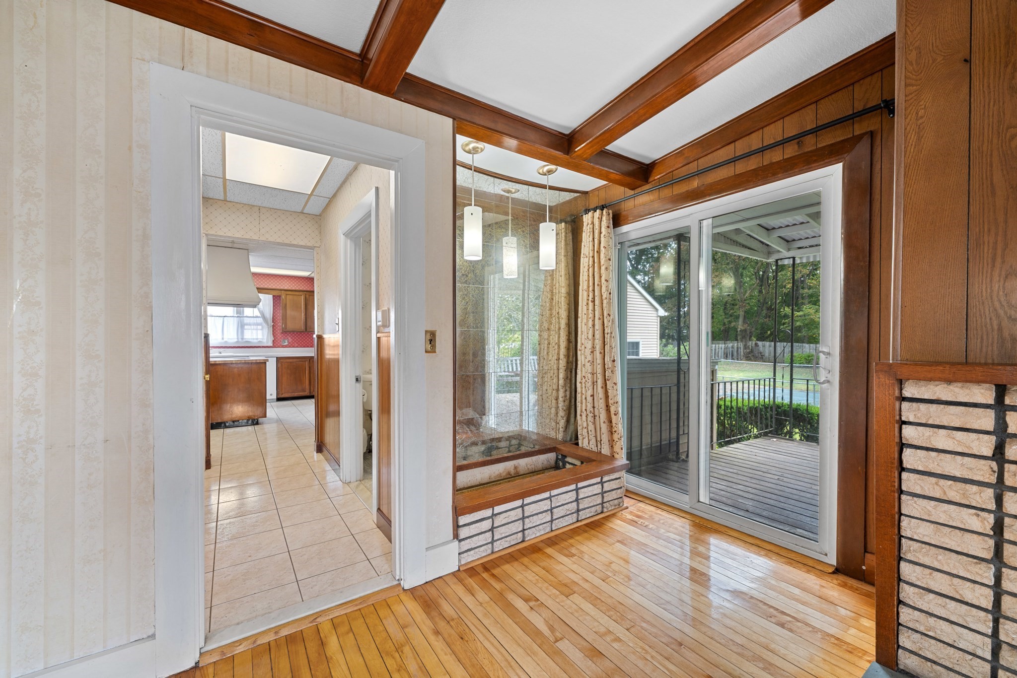 31 Oak St, Shrewsbury, MA 01545 - Image 9