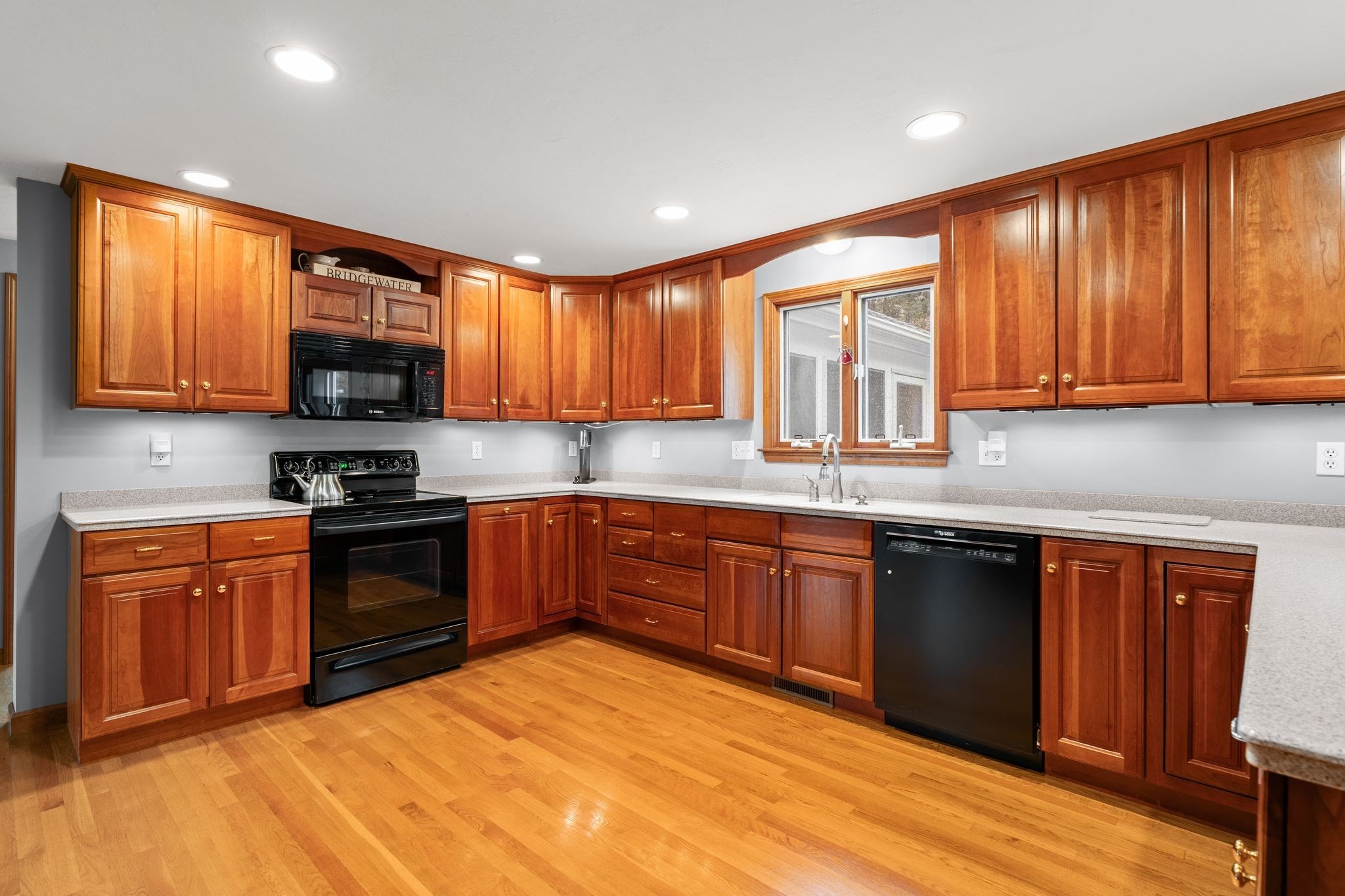 35 Stockbridge Rd, Bridgewater, MA 02324 - Image 6