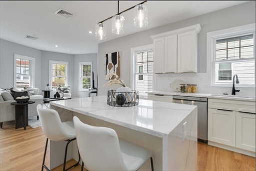 20 Alston St, Apt 20