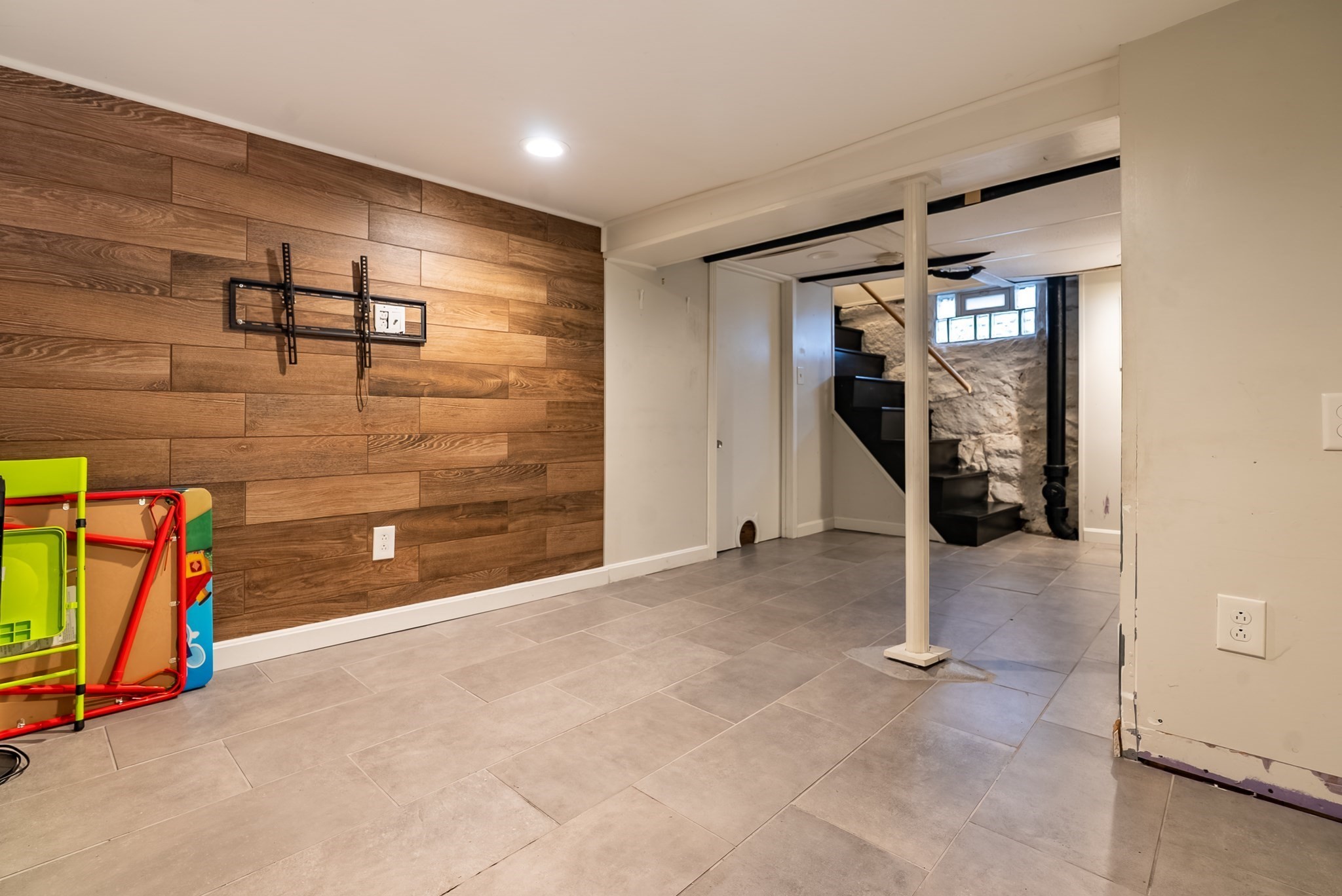 17 Middle St, Fairhaven, MA 02719 - Image 13