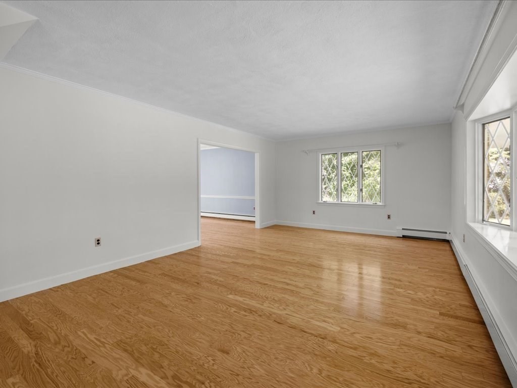 15 Woodridge Rd, Dover, MA 02030 - Image 4