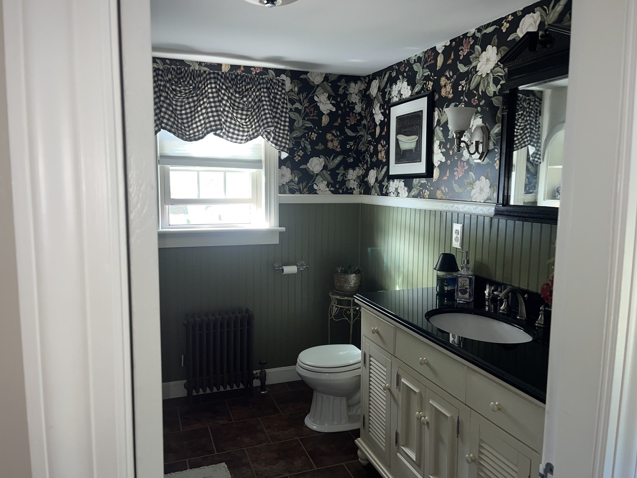 112 Chestnut St, Southbridge, MA 01550 - Image 20