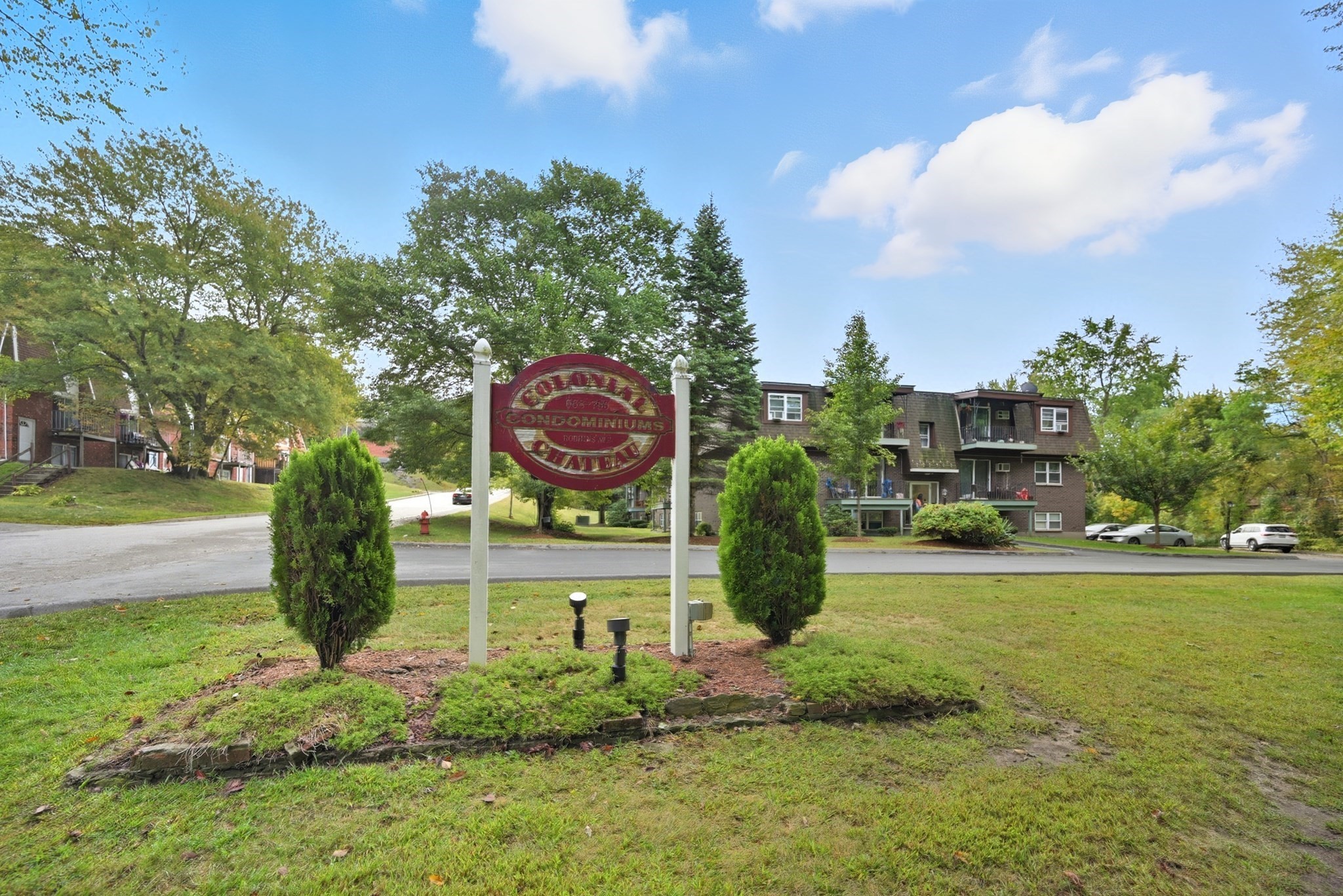 700 Robbins Ave Unit 6, Dracut, MA 01826 - Image 1