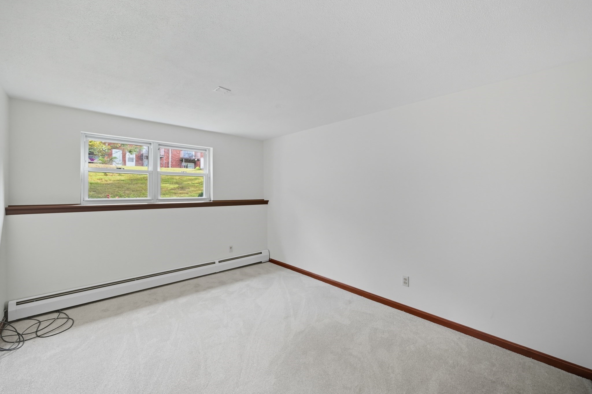 700 Robbins Ave Unit 6, Dracut, MA 01826 - Image 11