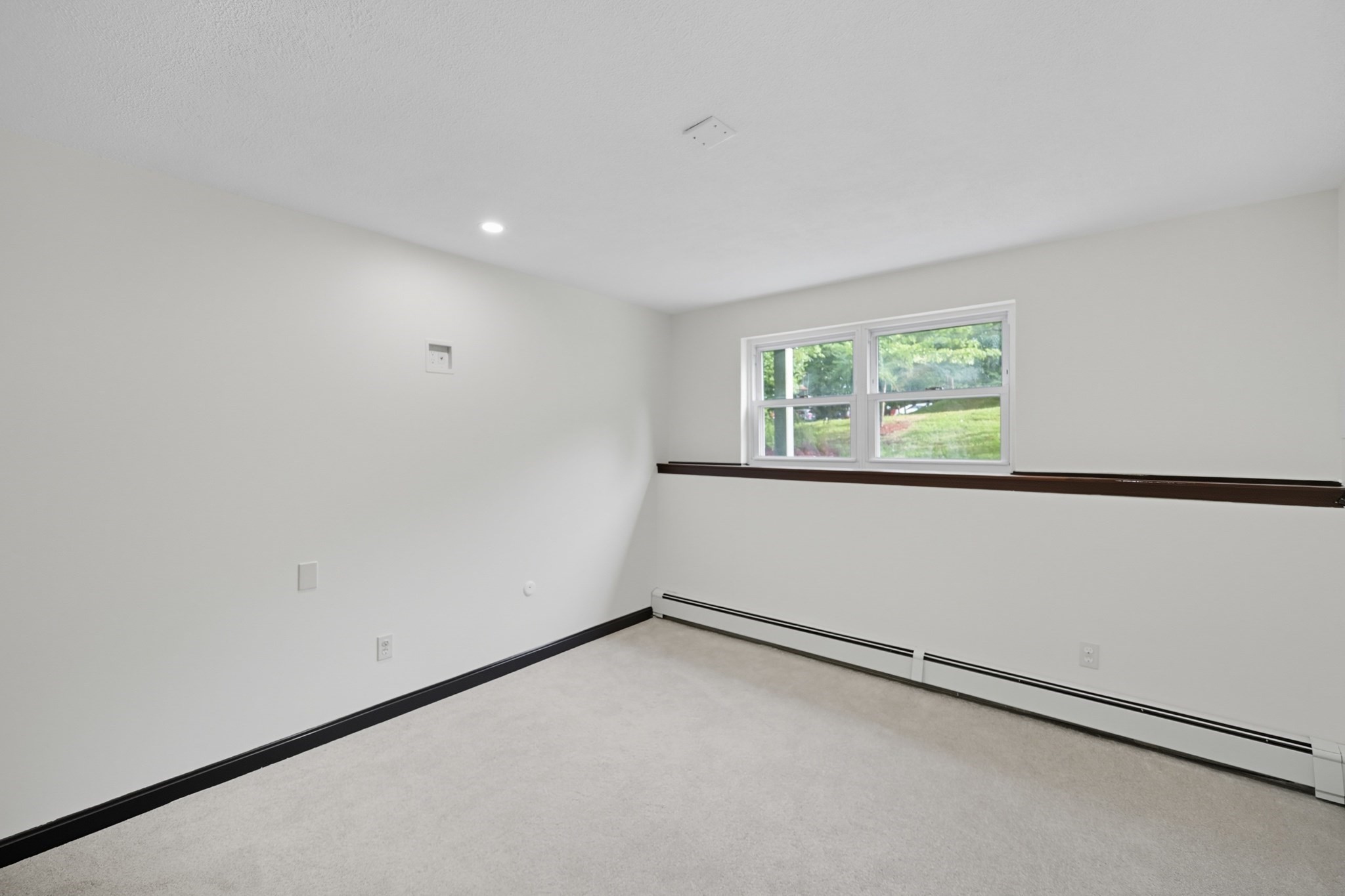 700 Robbins Ave Unit 6, Dracut, MA 01826 - Image 17