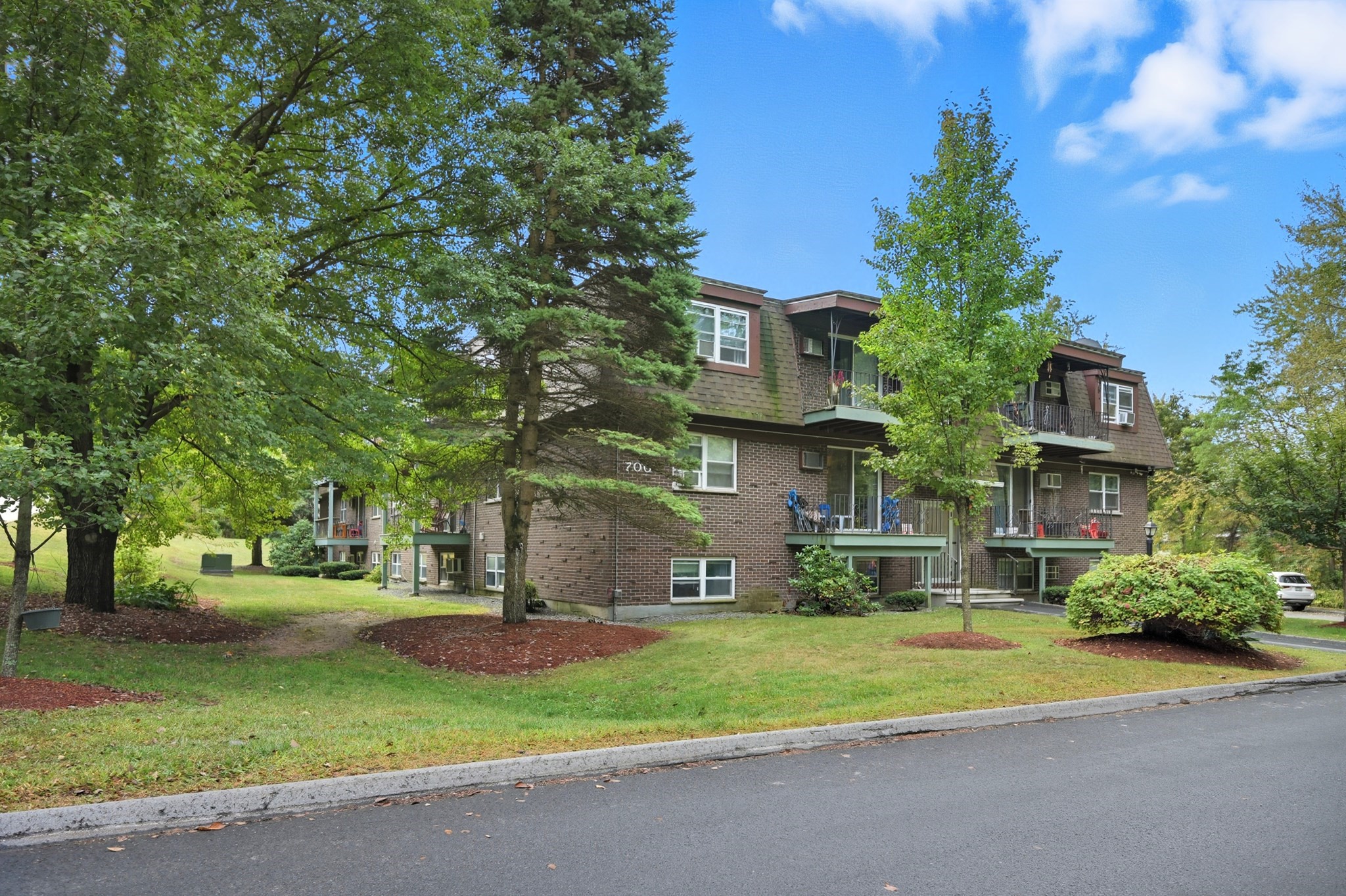 700 Robbins Ave Unit 6, Dracut, MA 01826 - Image 22