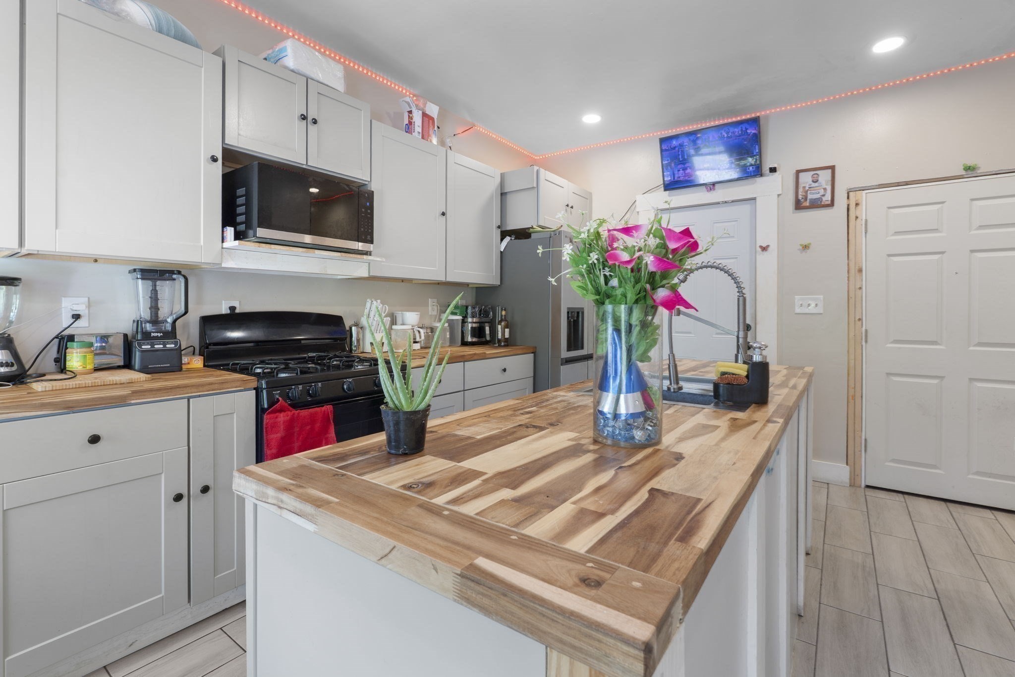 492 Harvard, Dorchester, Boston, MA 02124 - Image 19