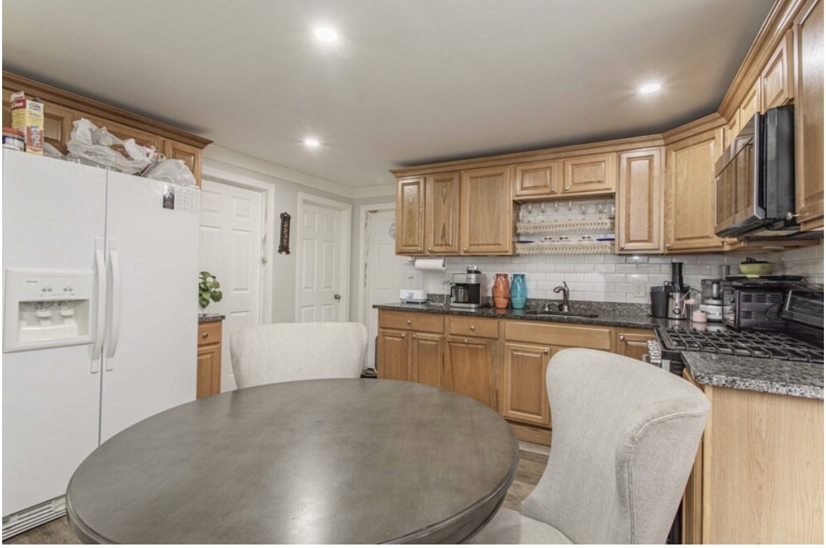 20 Johnson Ct, Brockton, MA 02301 - Image 7