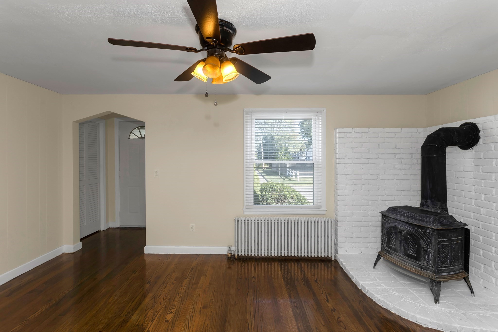74 Woodstock St, Chicopee, MA 01020 - Image 15