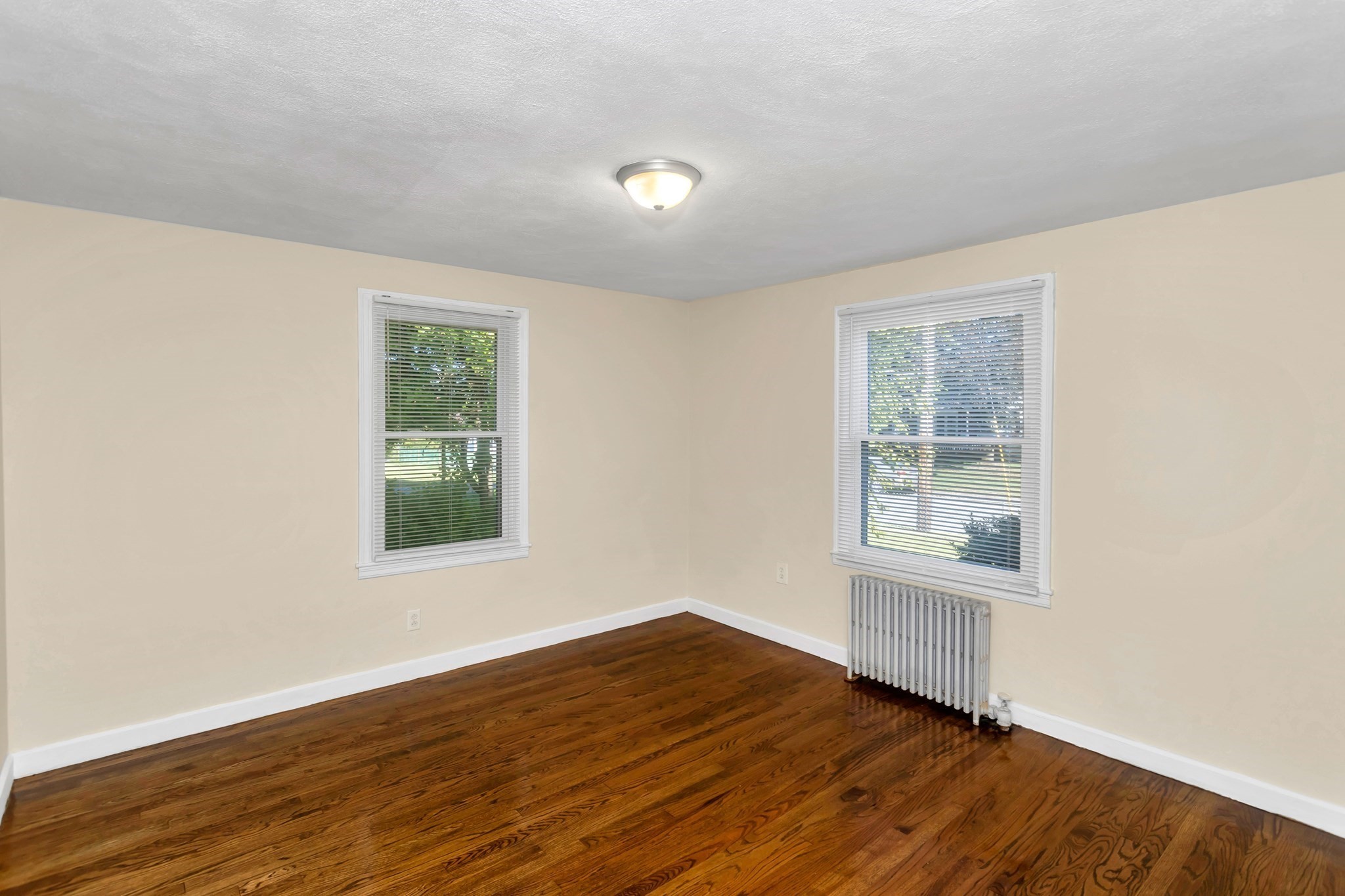74 Woodstock St, Chicopee, MA 01020 - Image 16