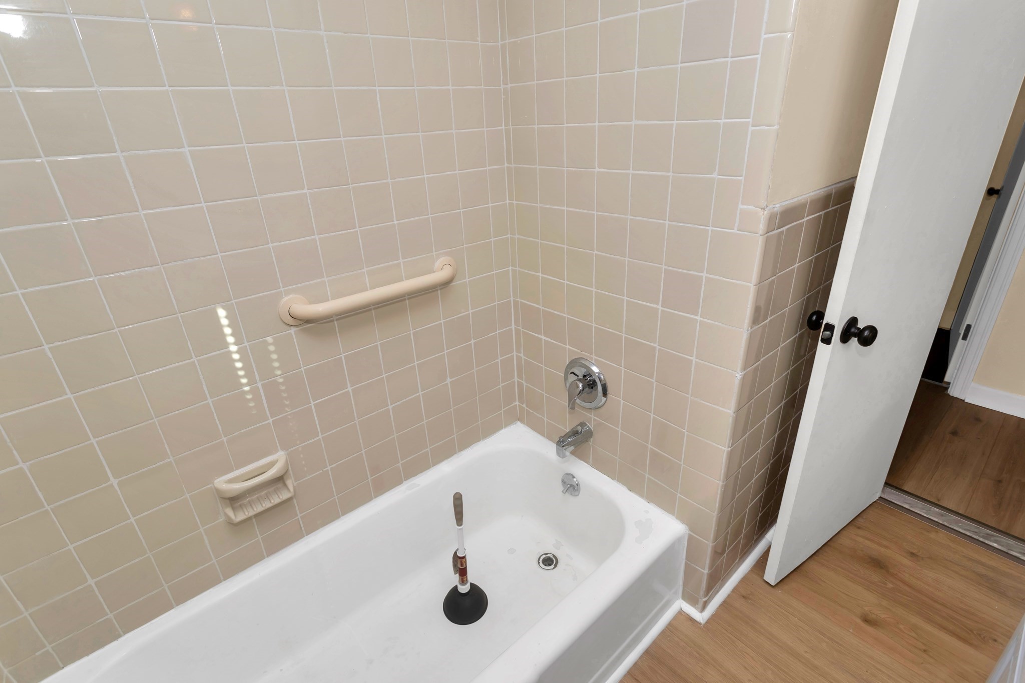 74 Woodstock St, Chicopee, MA 01020 - Image 25