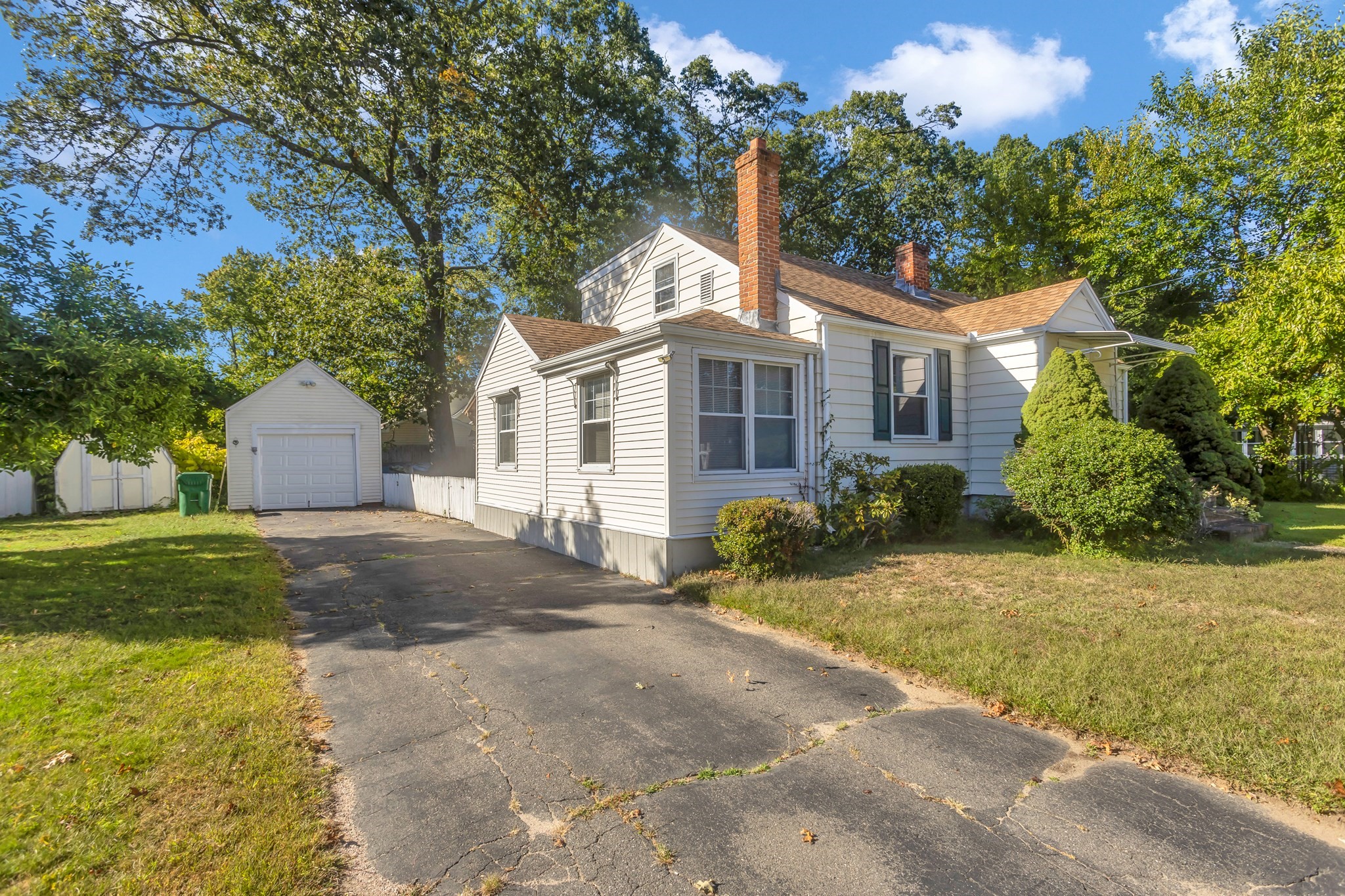 74 Woodstock St, Chicopee, MA 01020 - Image 4