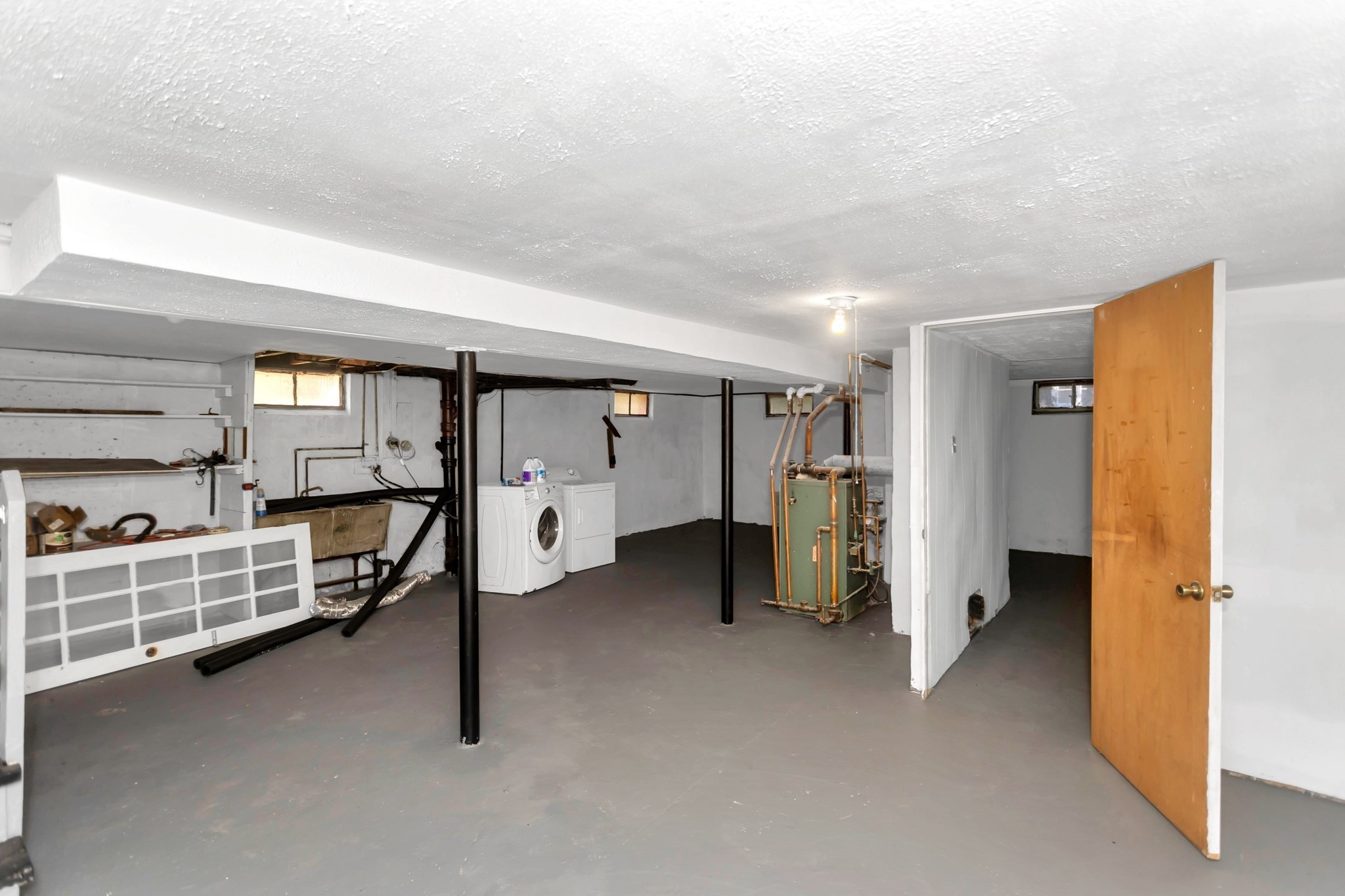 74 Woodstock St, Chicopee, MA 01020 - Image 34