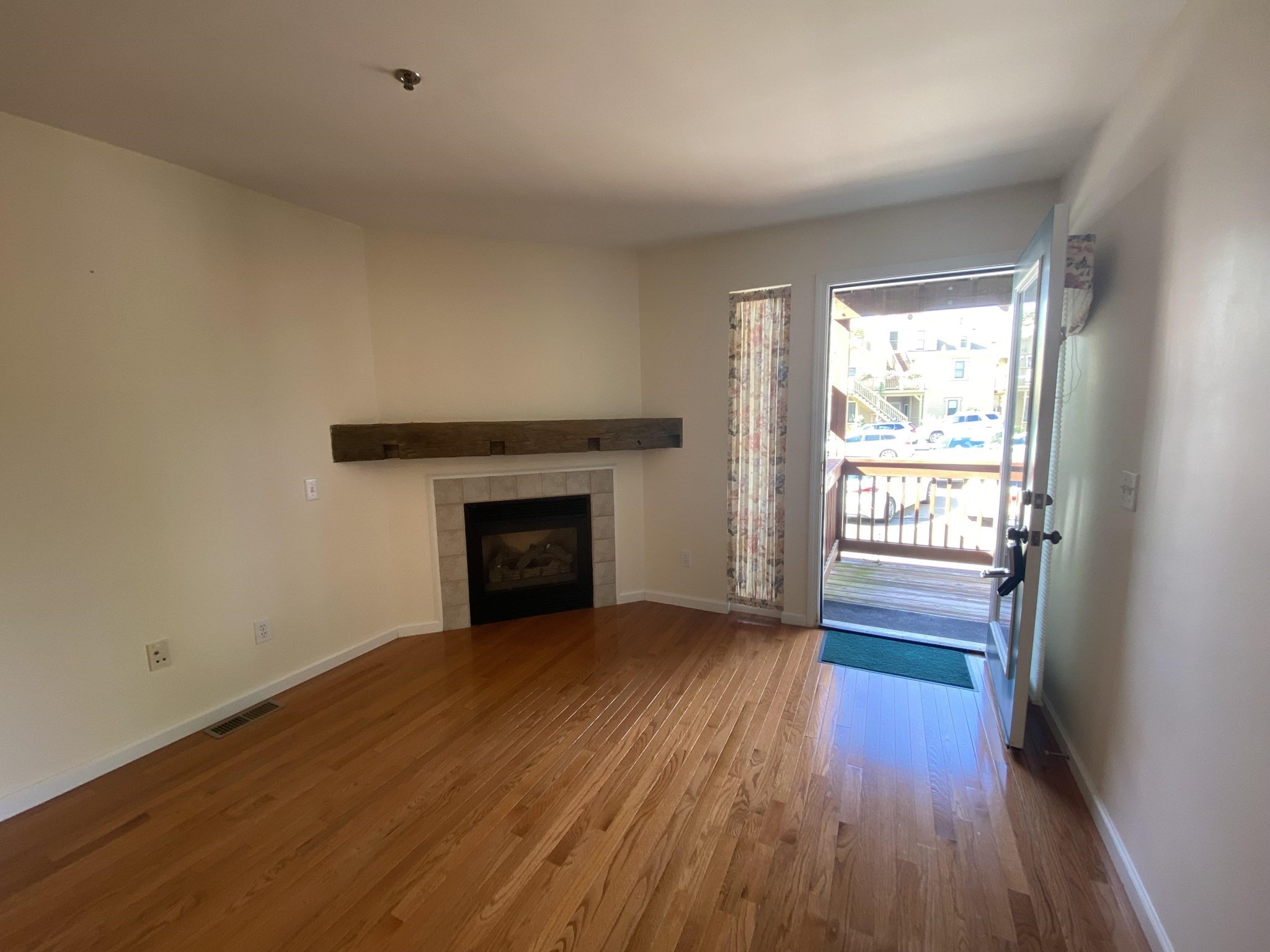 8 Elm St Unit 8A, Framingham, MA 01701 - Image 4