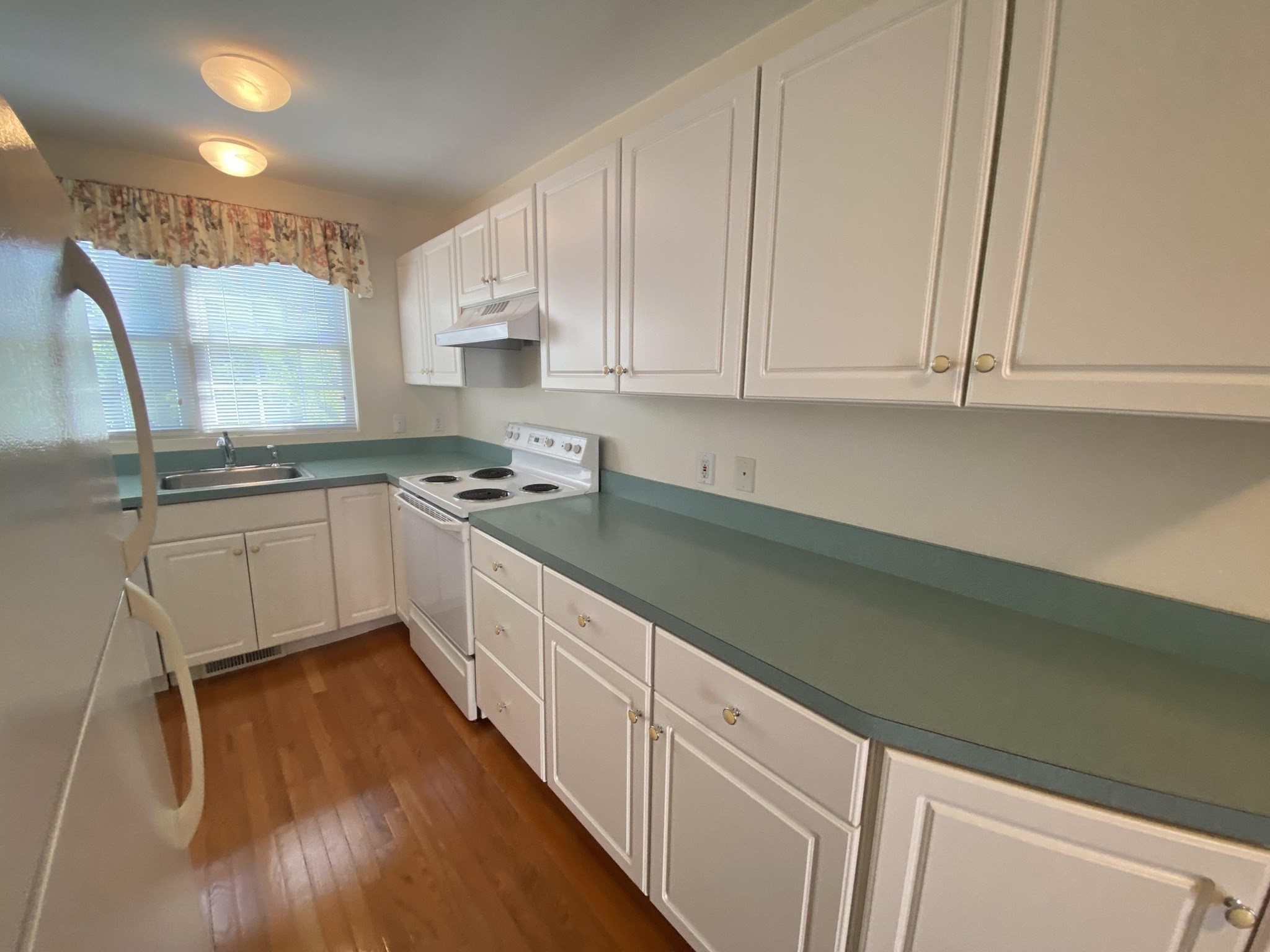 8 Elm St Unit 8A, Framingham, MA 01701 - Image 9