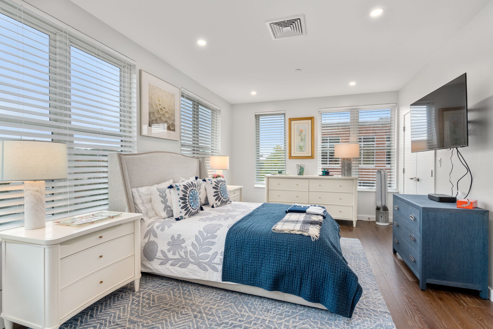 68 Los Angeles St Unit PH5, Newton, MA 02458 - Image 8