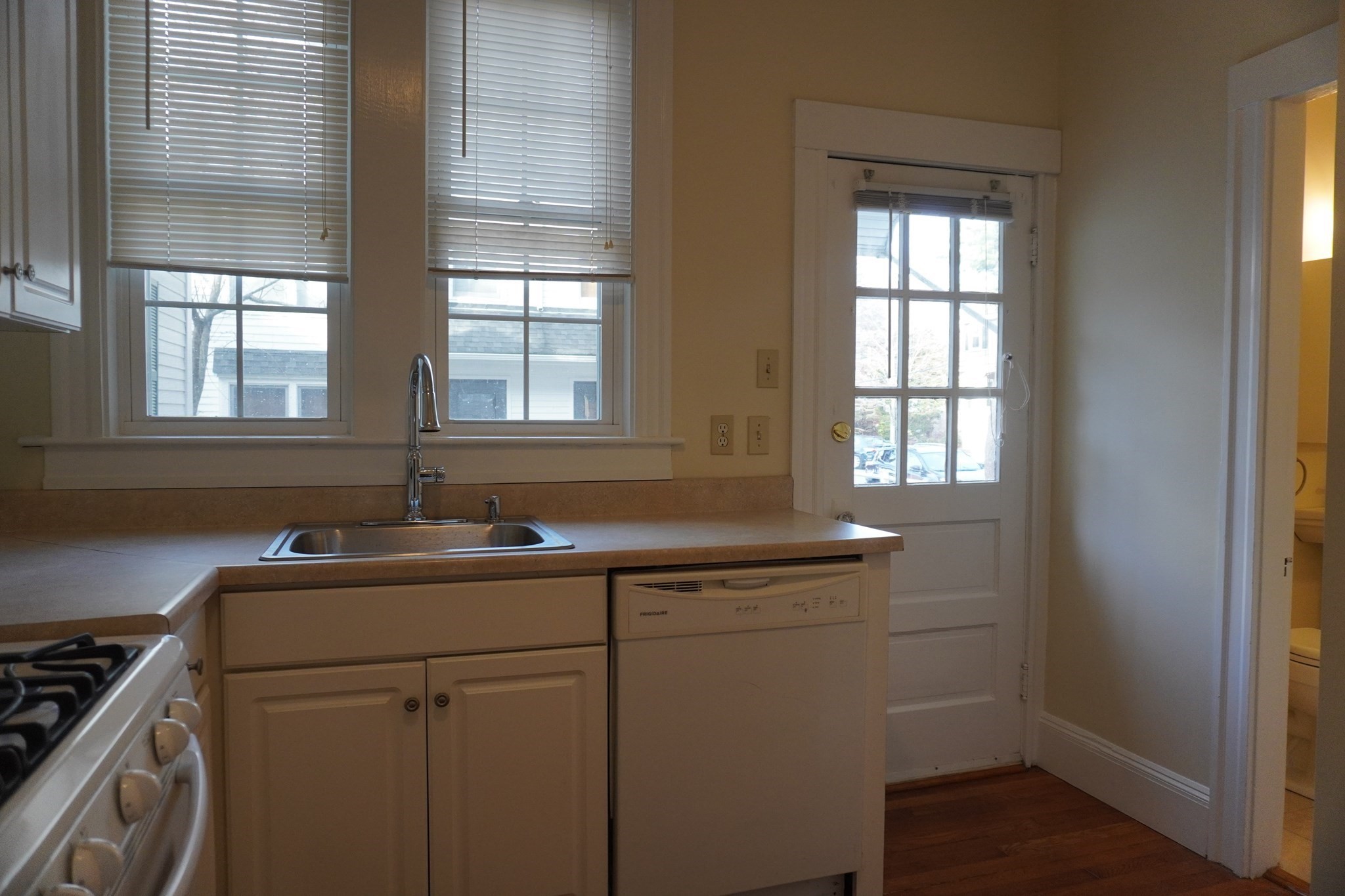 28 Court Street, Mansfield, MA 02048 - Image 24