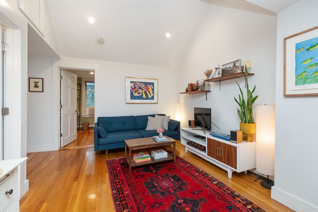 123 Trenton Unit 3, Boston - East Boston, MA 02128