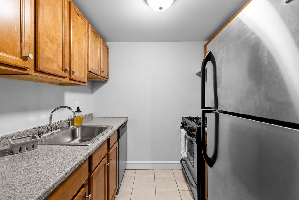 191 Glasgow St Unit 2, Fall River, MA 02721 - Image 7