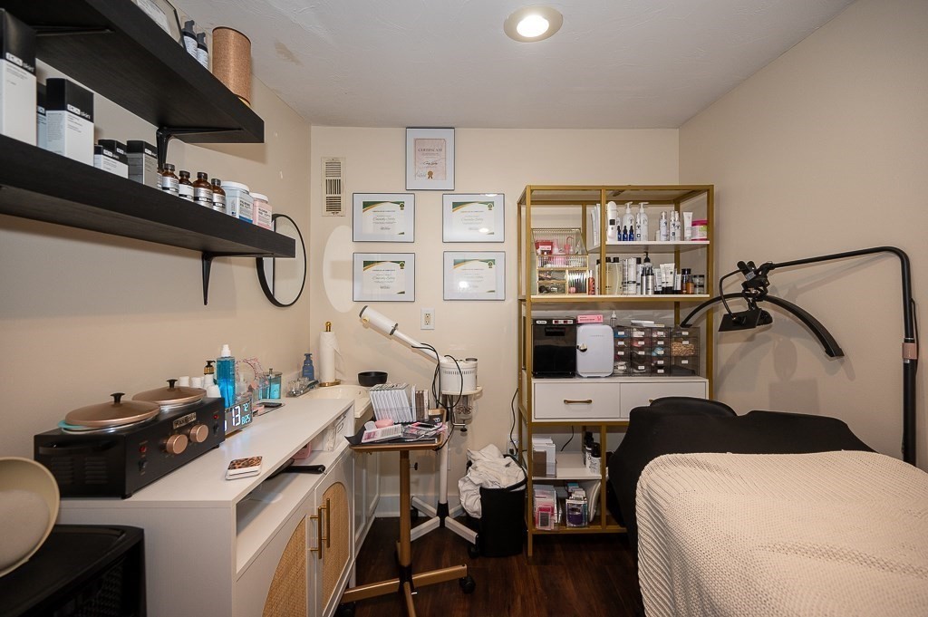 50 Knowlton St, Gardner, MA 01440 - Image 14