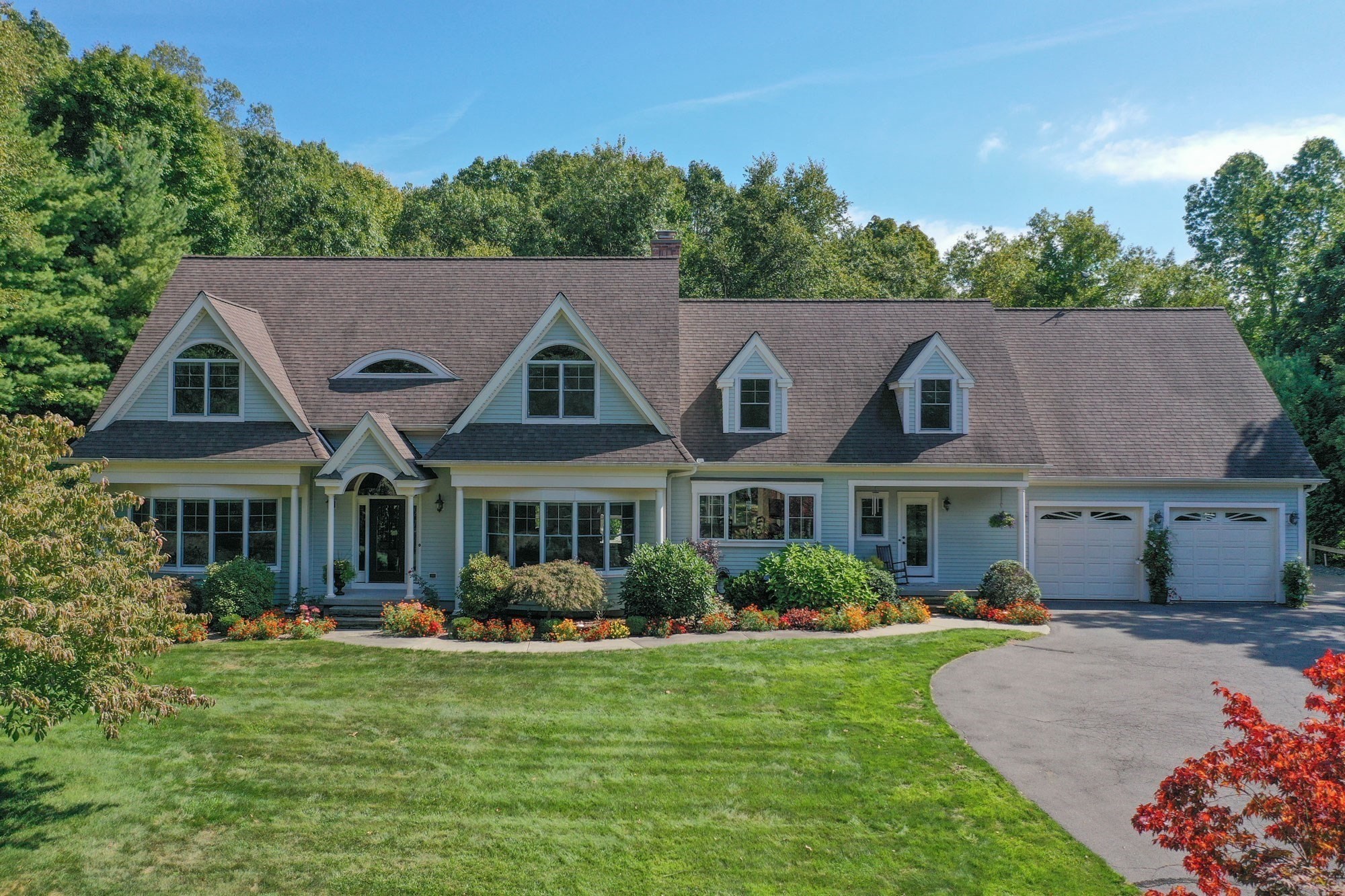 7 Western View Rd, Holyoke, MA 01040 - Image 1