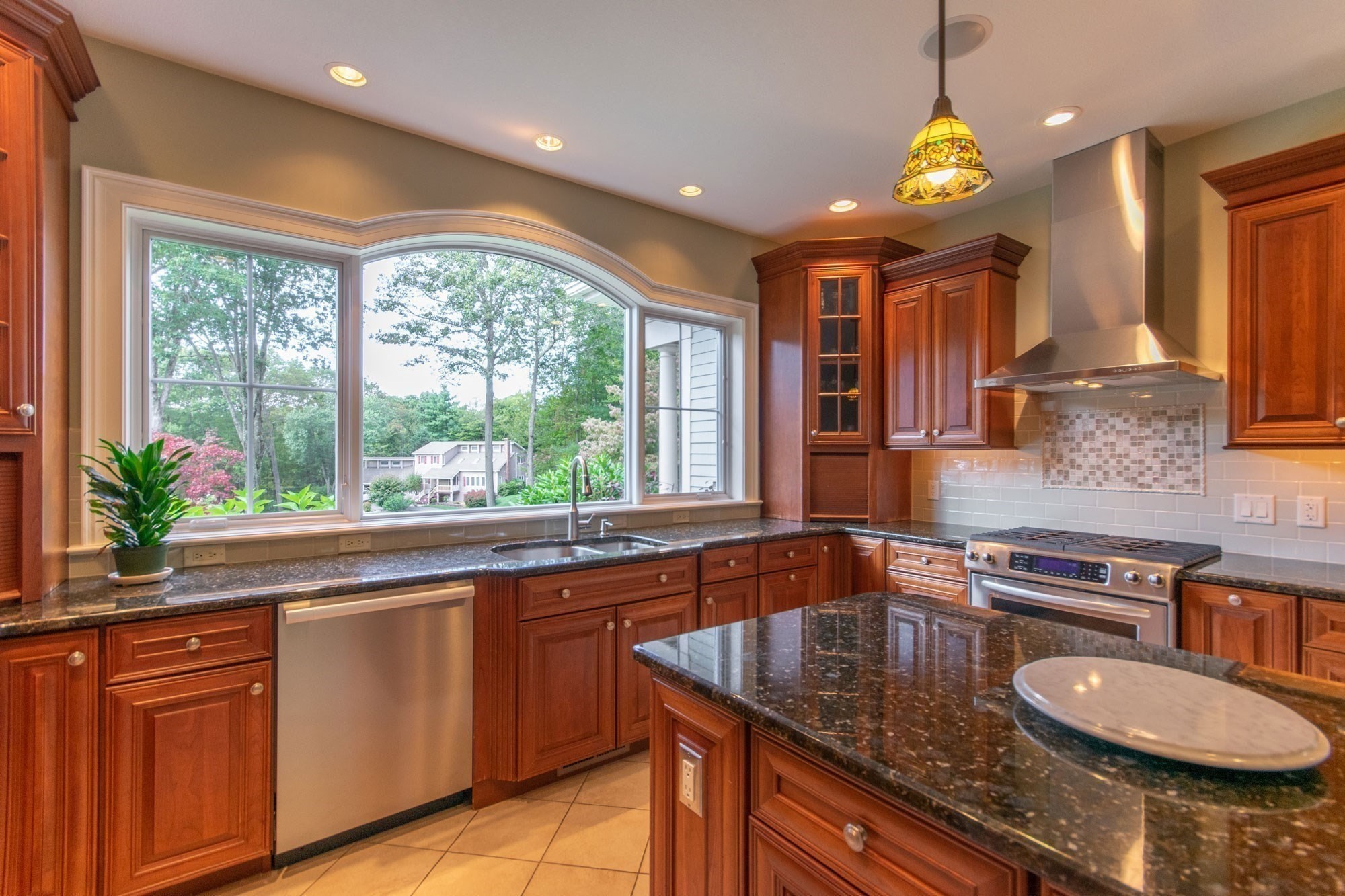 7 Western View Rd, Holyoke, MA 01040 - Image 15