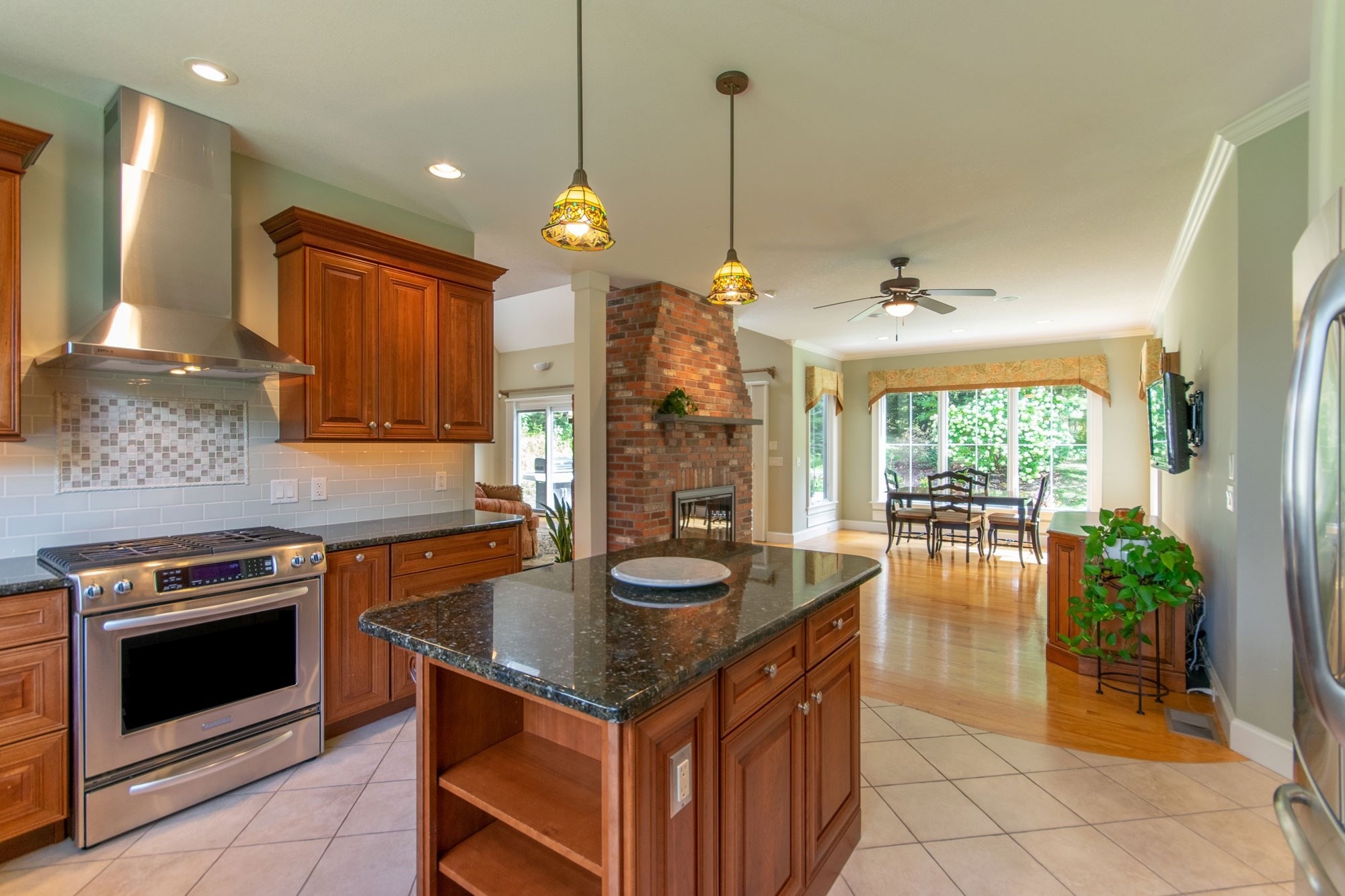 7 Western View Rd, Holyoke, MA 01040 - Image 16