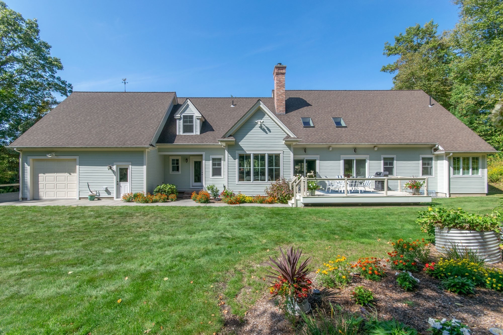 7 Western View Rd, Holyoke, MA 01040 - Image 4