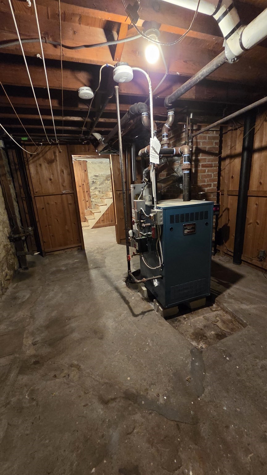 33 Carlisle St, Worcester, MA 01602 - Image 22