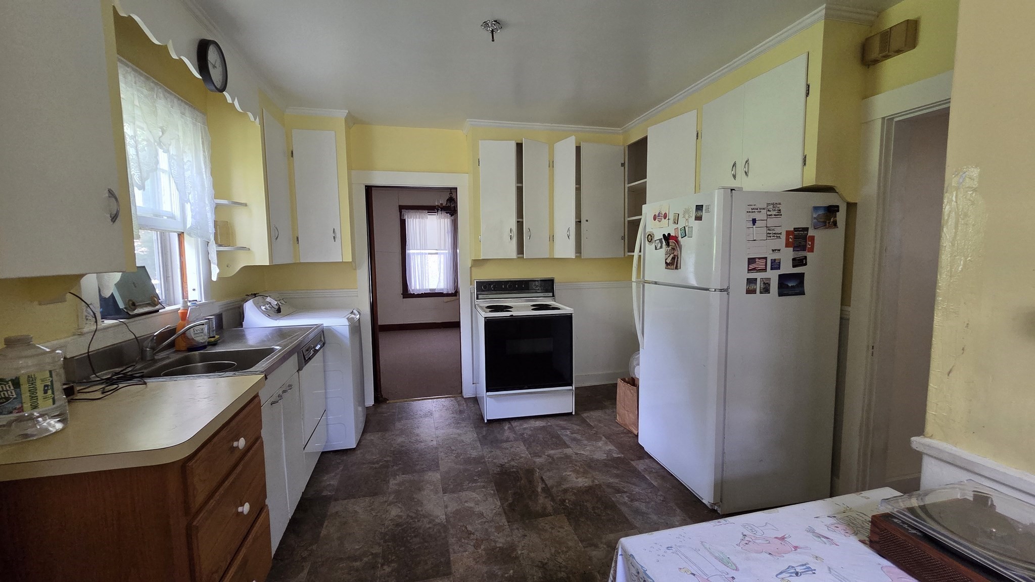 33 Carlisle St, Worcester, MA 01602 - Image 4