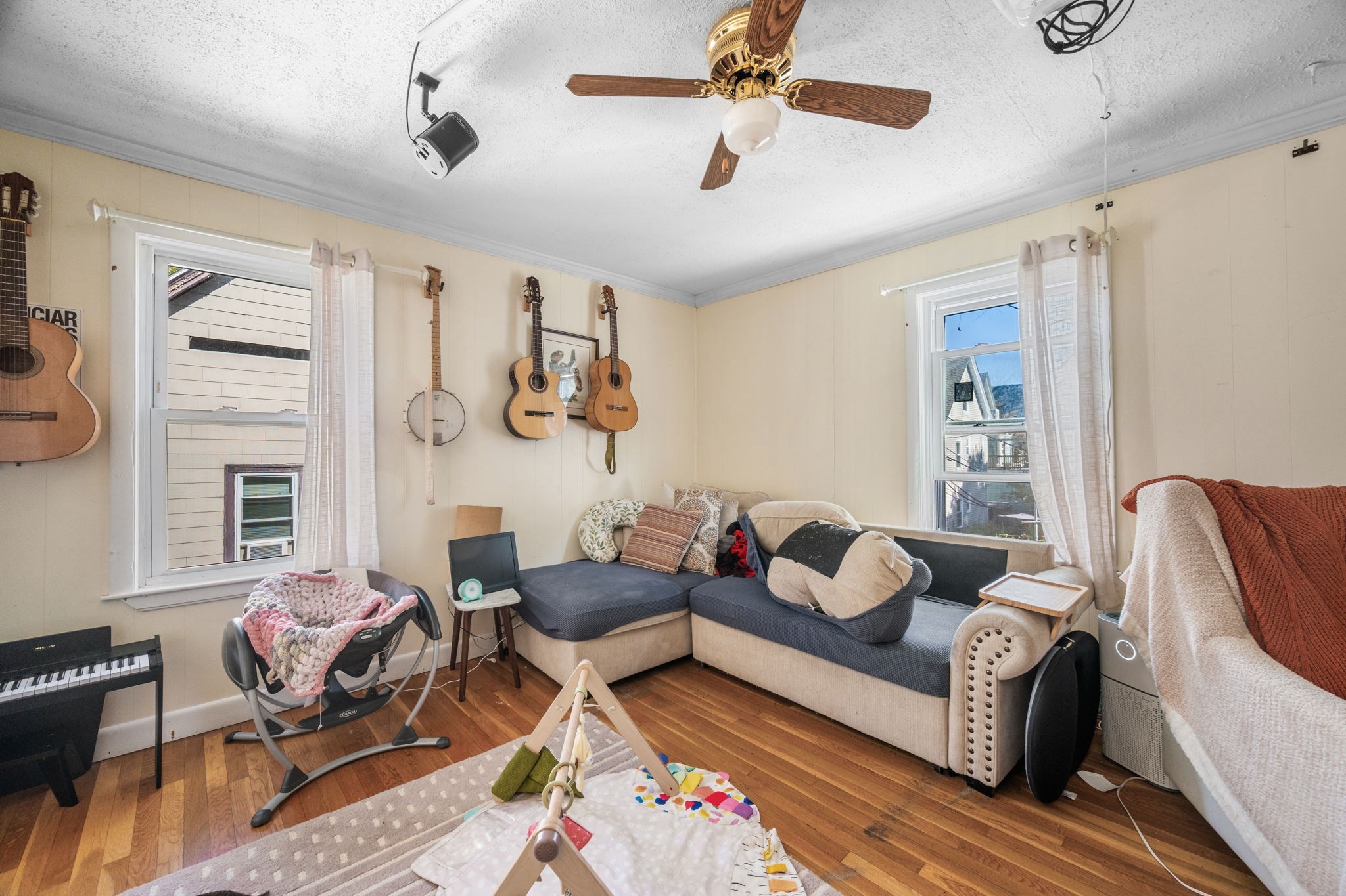 8 Albion Ter, Somerville, MA 02144 - Image 18