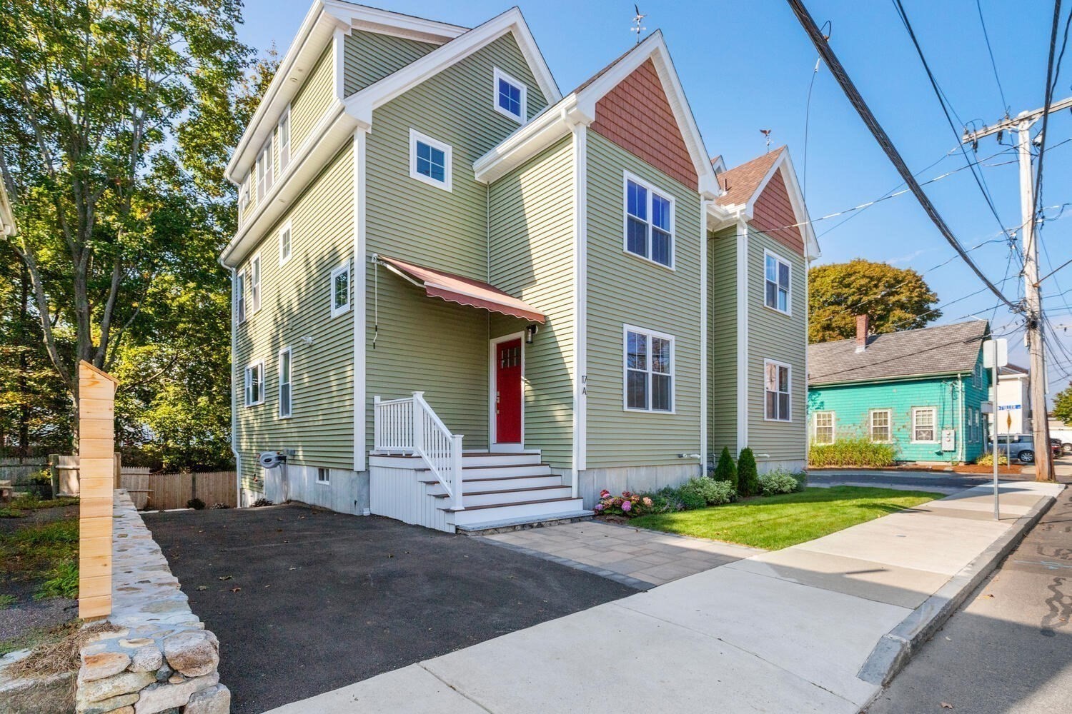 17 Emerson Unit A, Stoneham, MA 02180