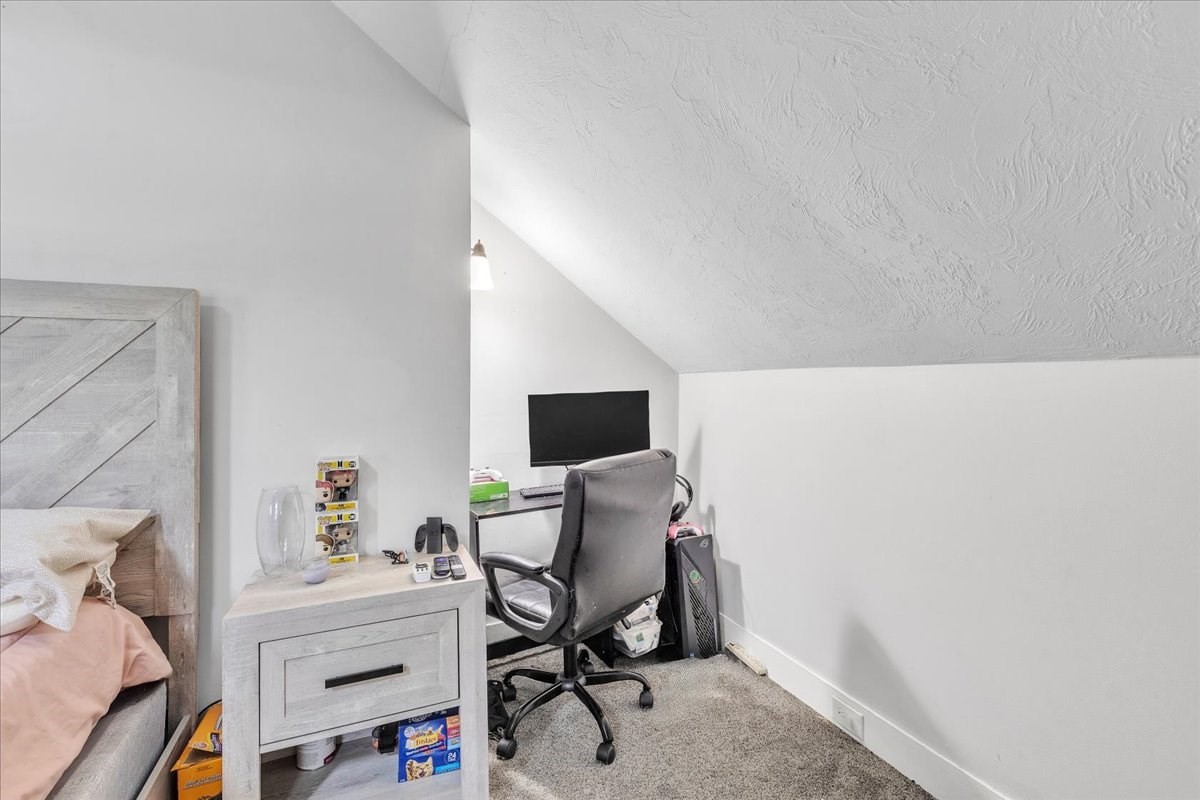 23 Dryden St, Worcester, MA 01605 - Image 22