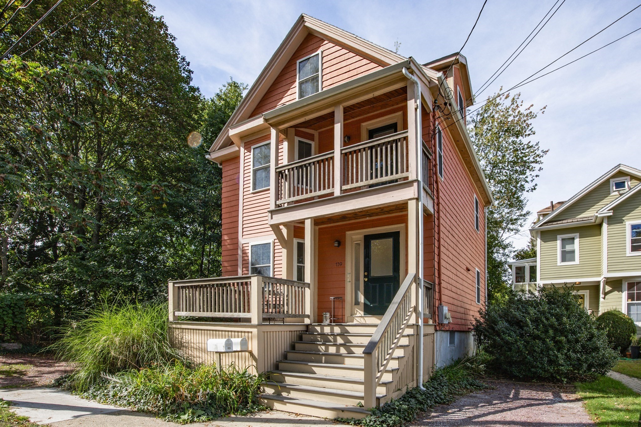 137 Thorndike St Unit 2, Arlington, MA 02474