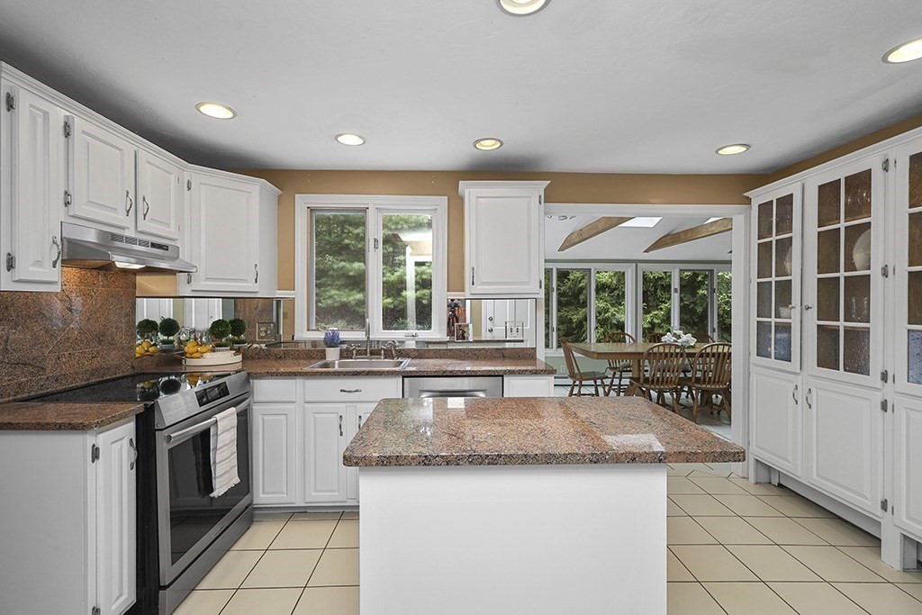 57 Vine St, North Attleboro, MA 02760 - Image 18